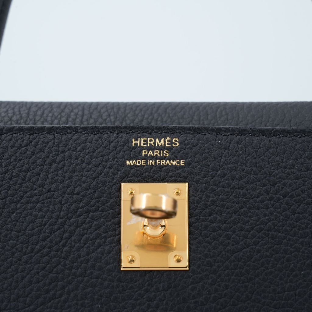 HERMÈS Kelly 25 Noir (89) Togo Gold hardware K (2025)
