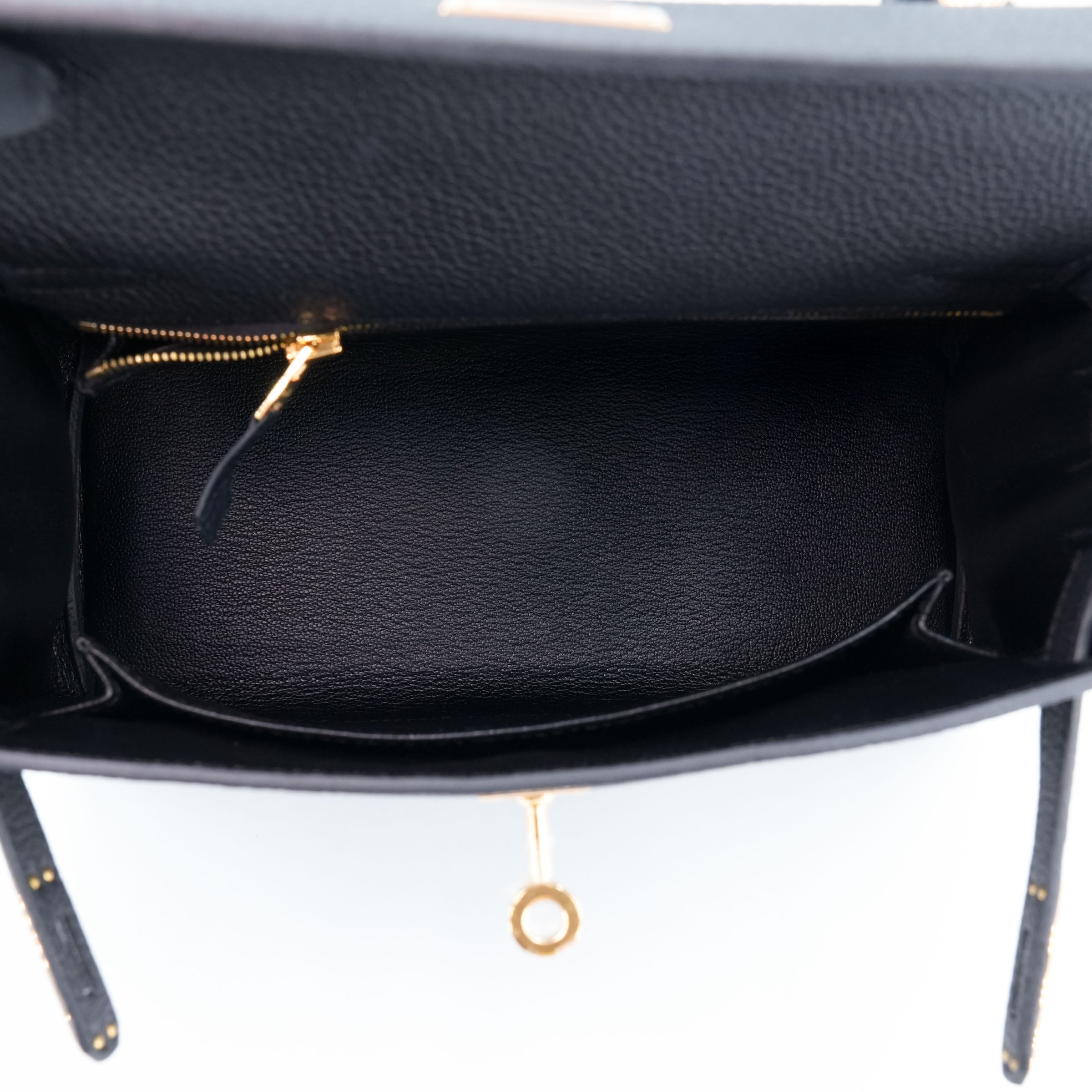 HERMÈS Kelly 25 Noir (89) Togo Gold hardware K (2025)