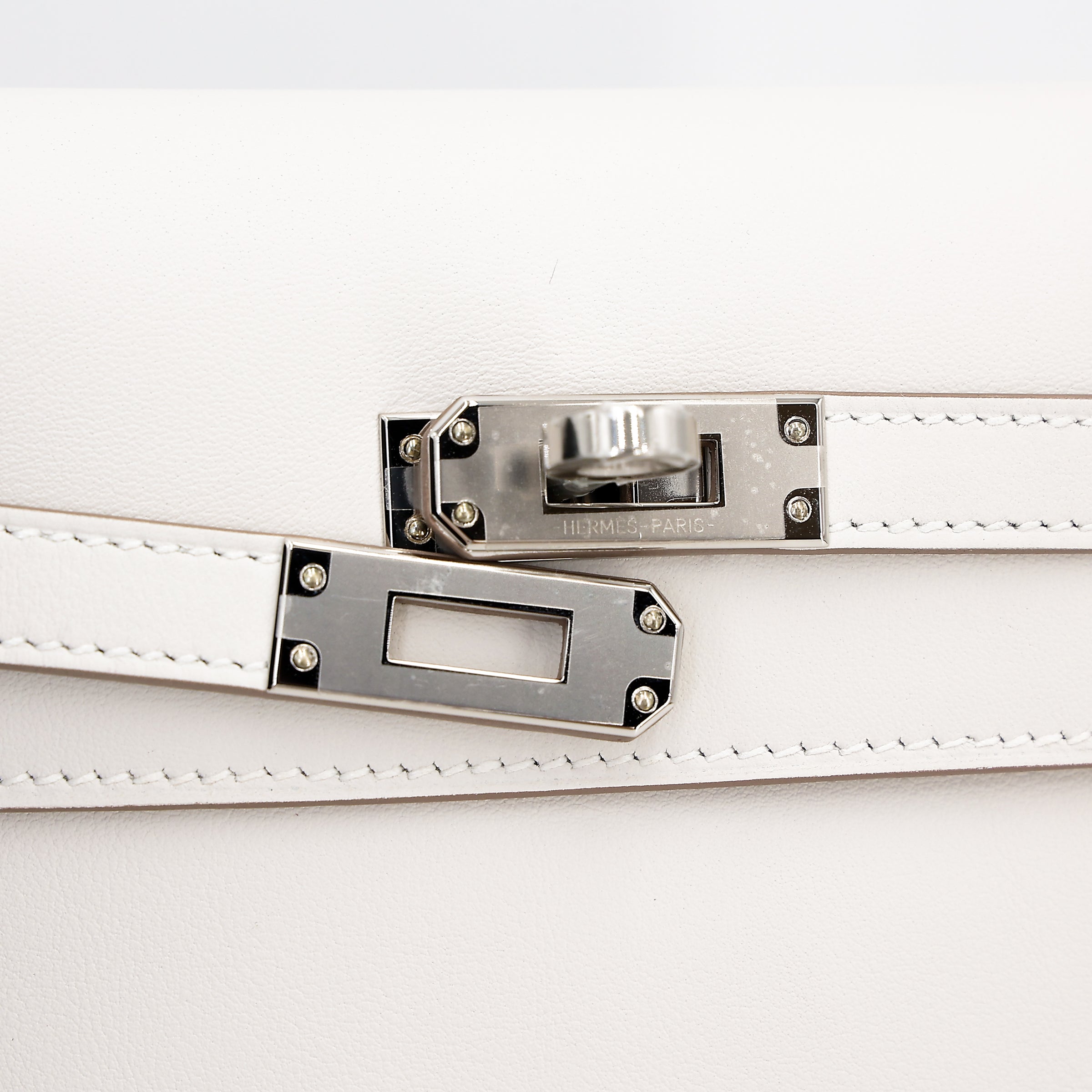 HERMÈS Kelly Danse Gris Pale (M4) Swift Palladium hardware W (2024)