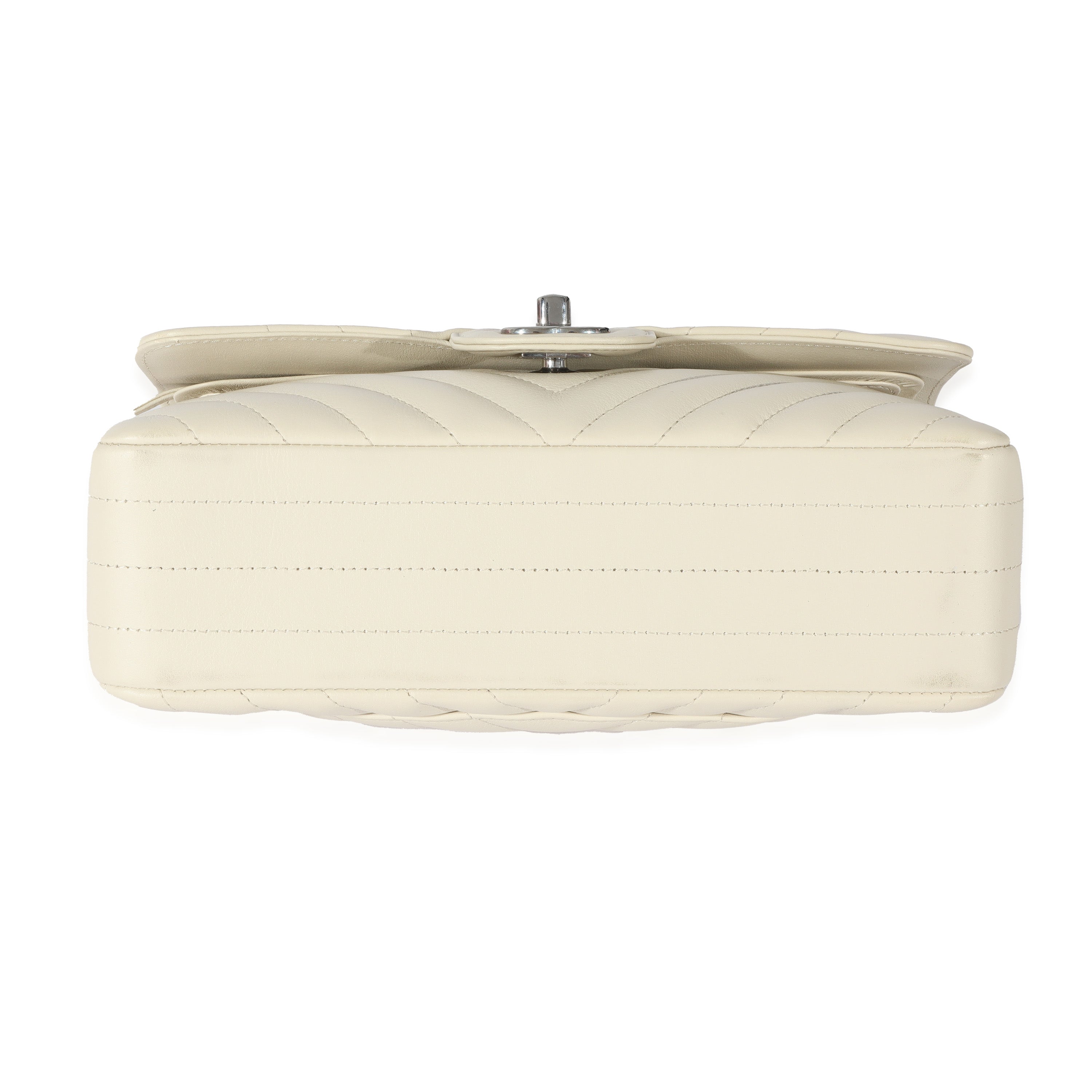 22C Neutral Chevron Calfskin Small Classic Flap