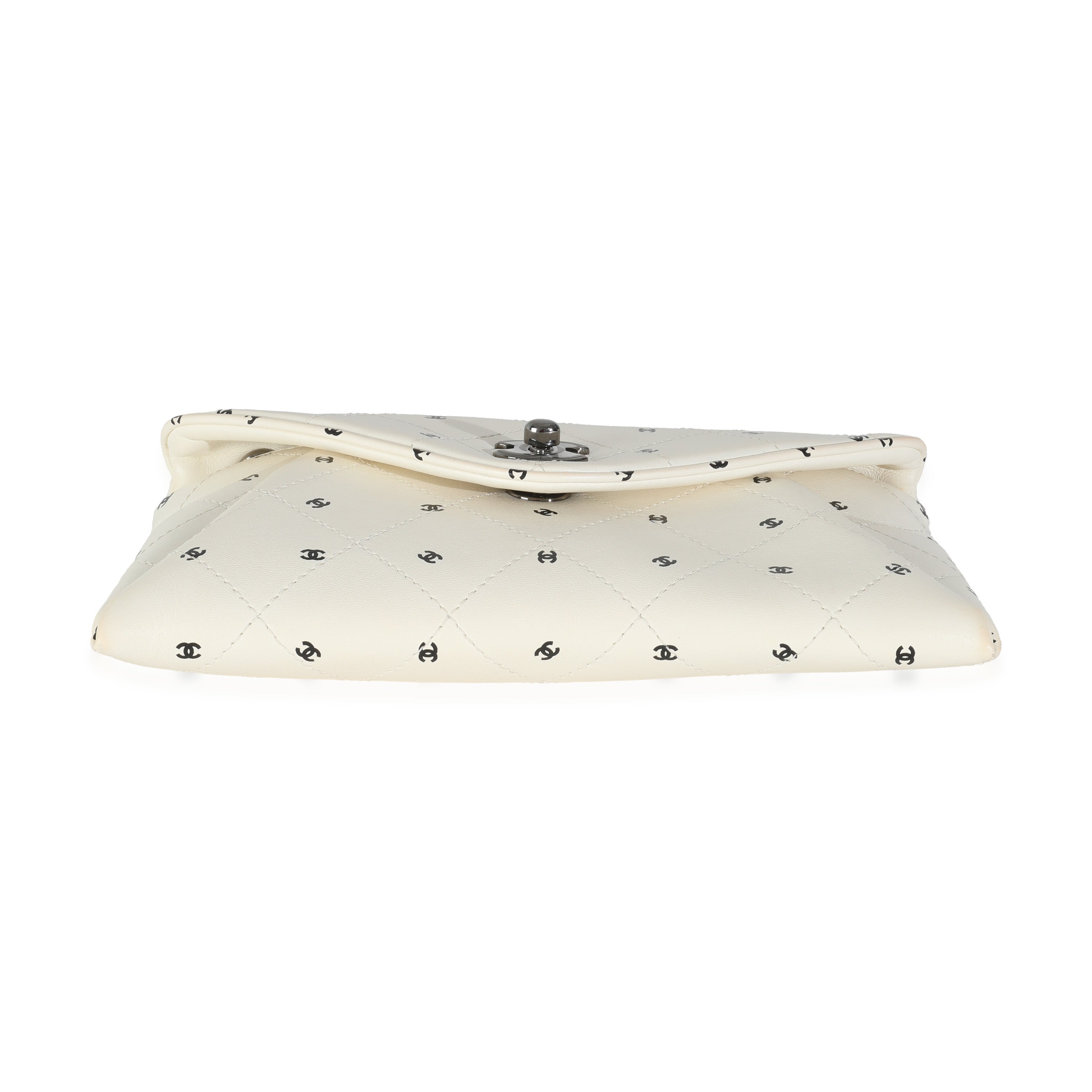White Lambskin CC Logo Envelope Clutch With Chain