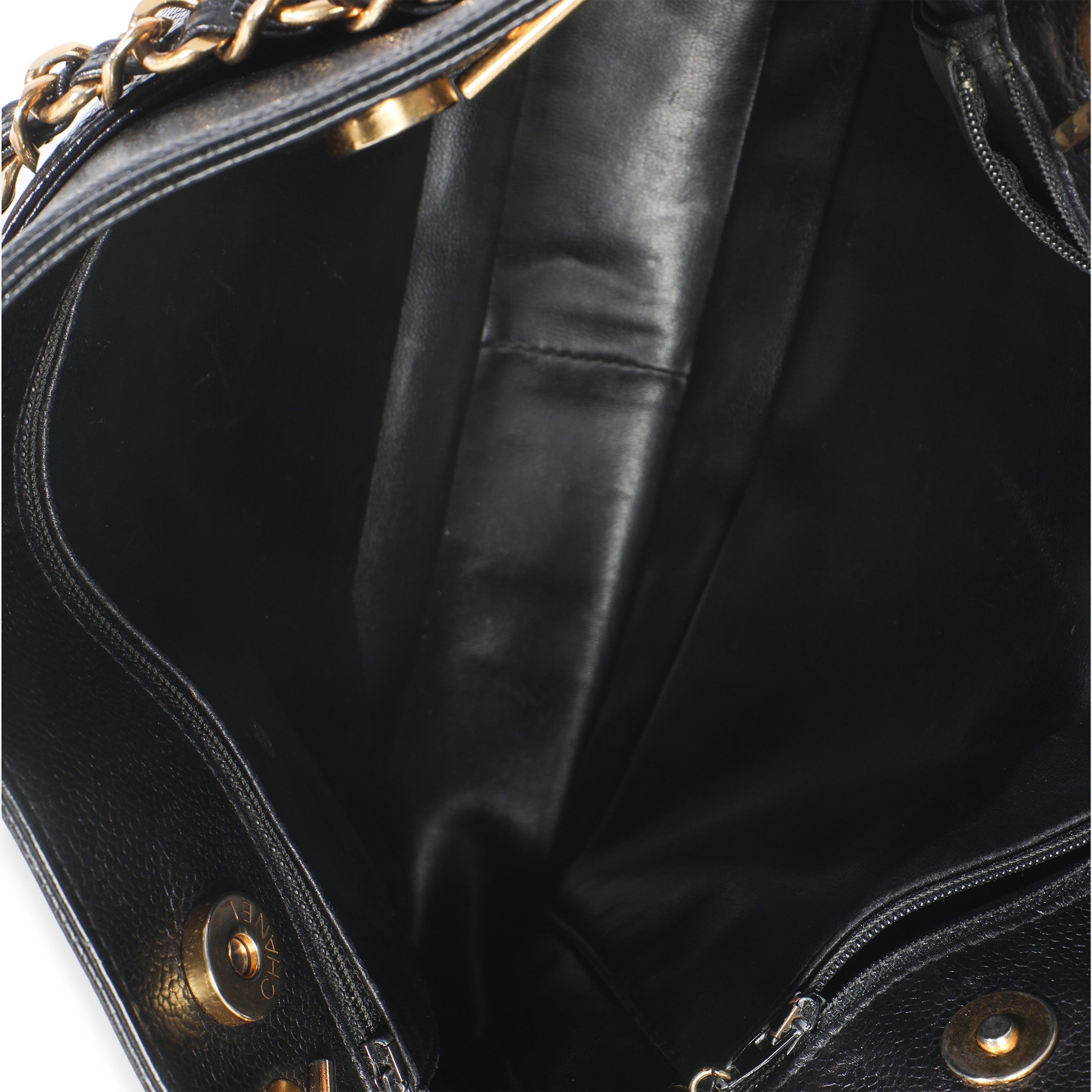 Vintage Black Jumbo CC Caviar Chain Tote