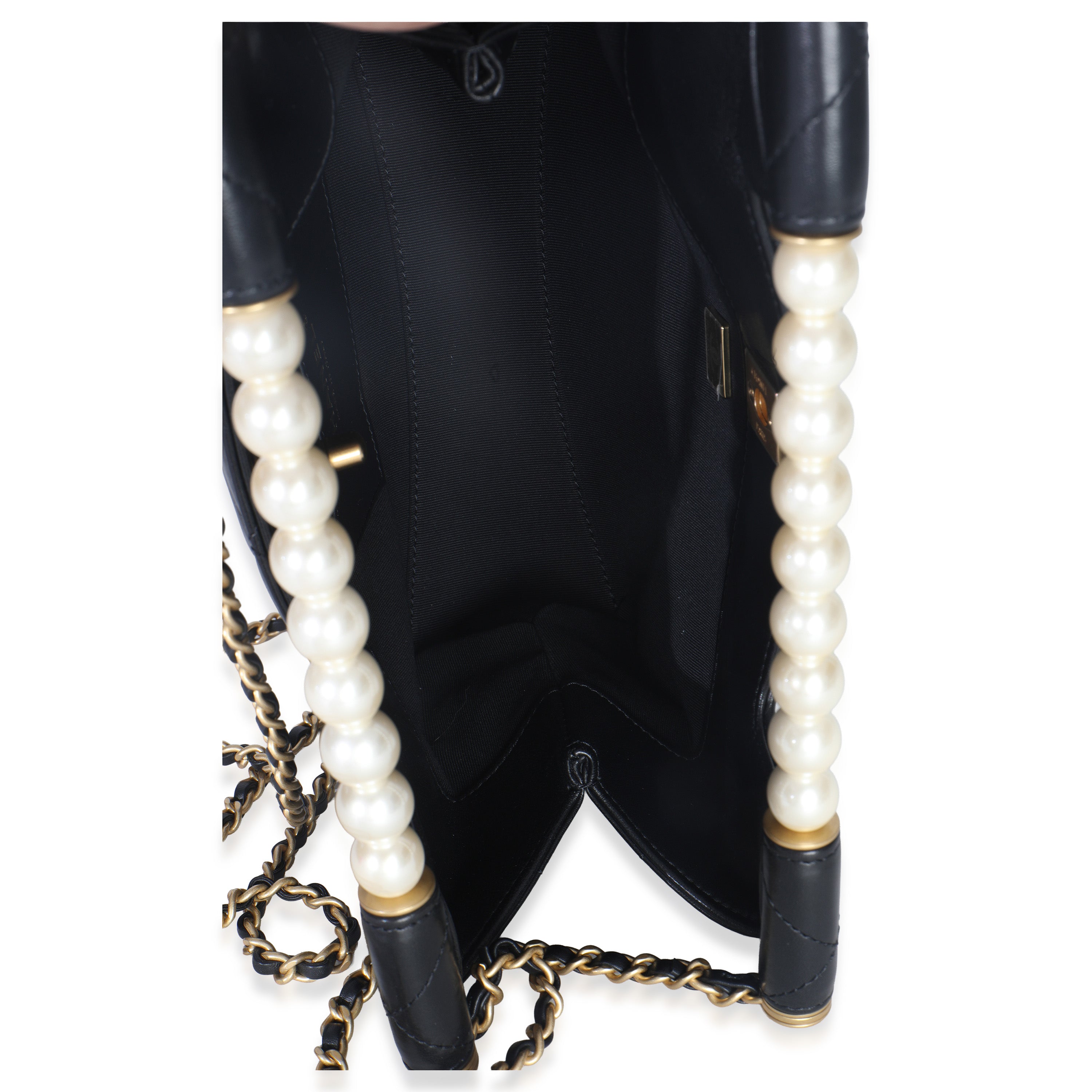 25P Black Shiny Quilted Lambskin Pearl Small Shopping Bag