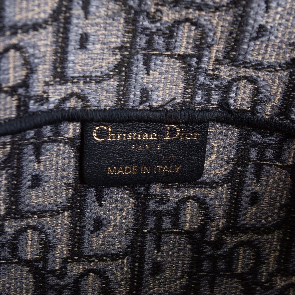 CHRISTIAN DIOR Oblique Slim Saddle Belt Bag - Navy