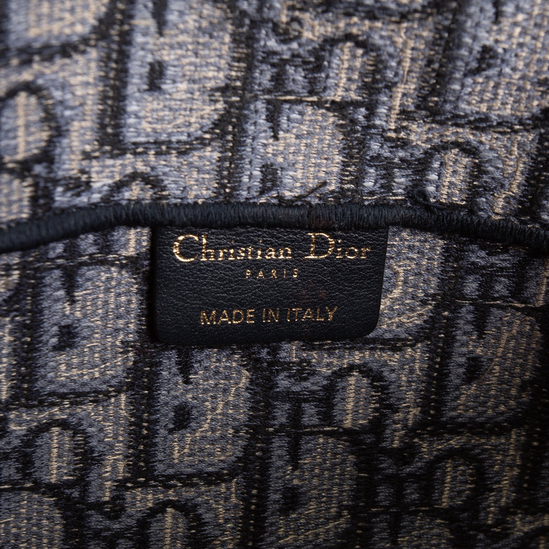 CHRISTIAN DIOR Oblique Slim Saddle Belt Bag - Navy