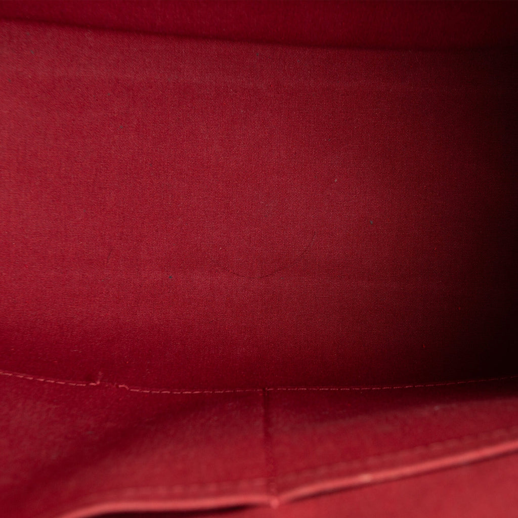 LOUIS VUITTON Epi Brea MM Shoulder Bag - Raspberry Red