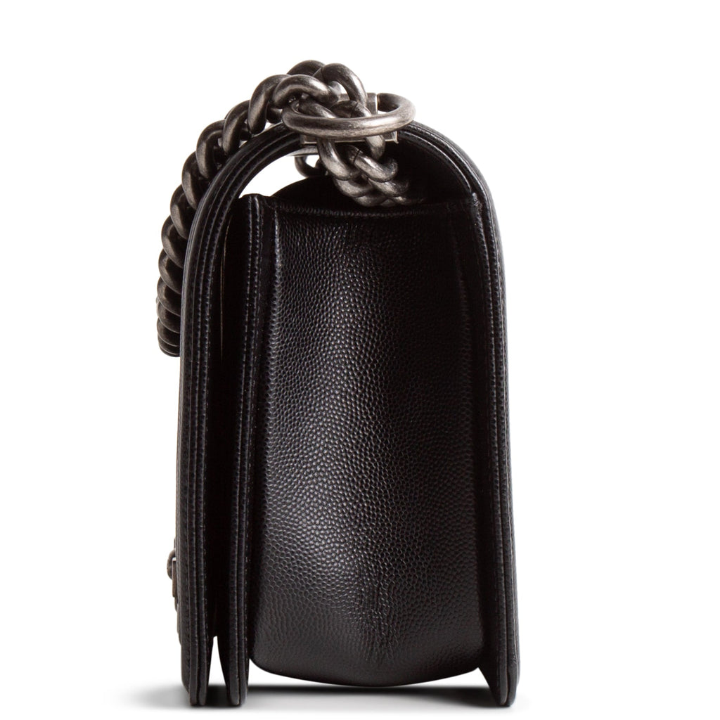 CHANEL Boy Bag Medium Quilted Caviar - Black