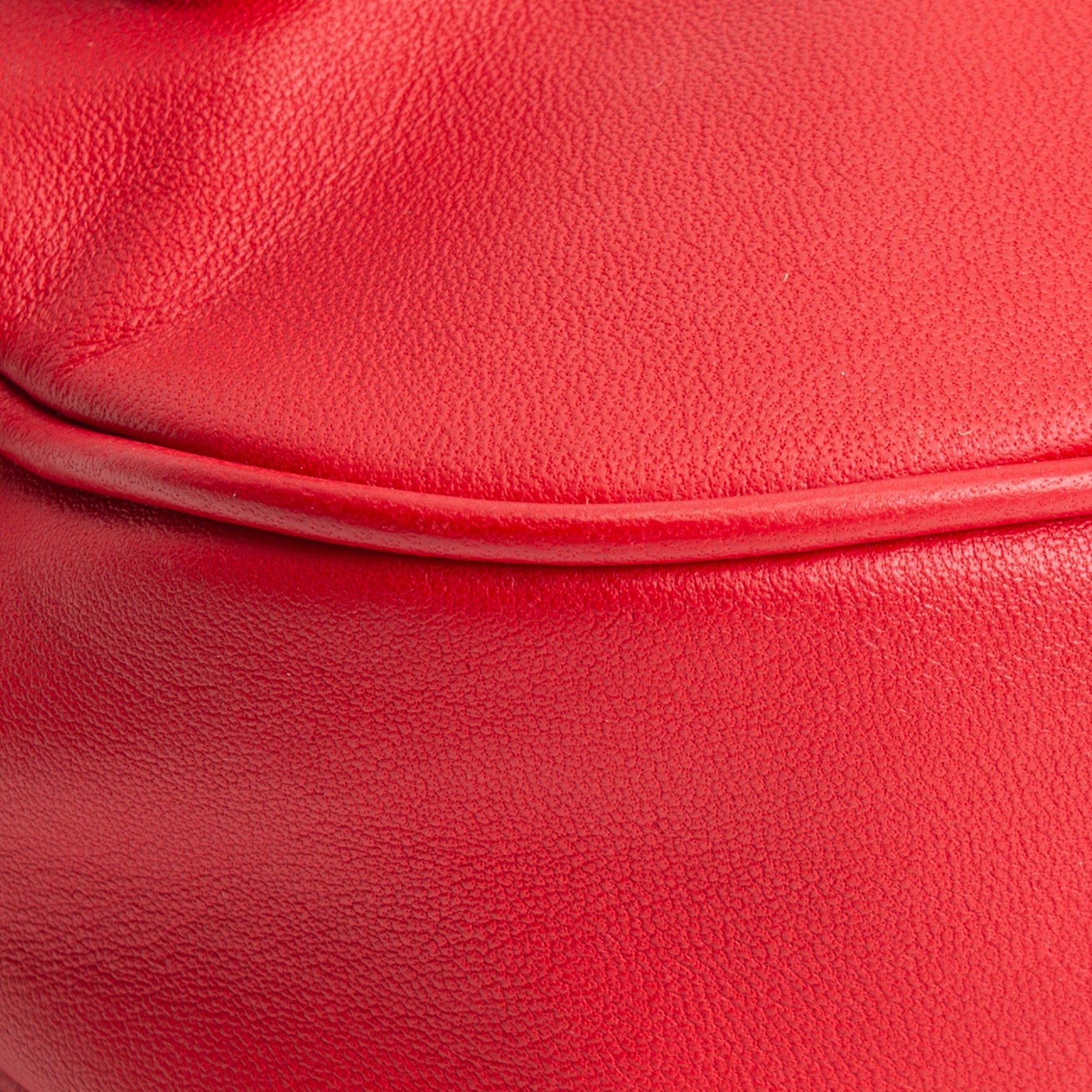BOTTEGA VENETA Intrecciato Round Belt Bag - Red