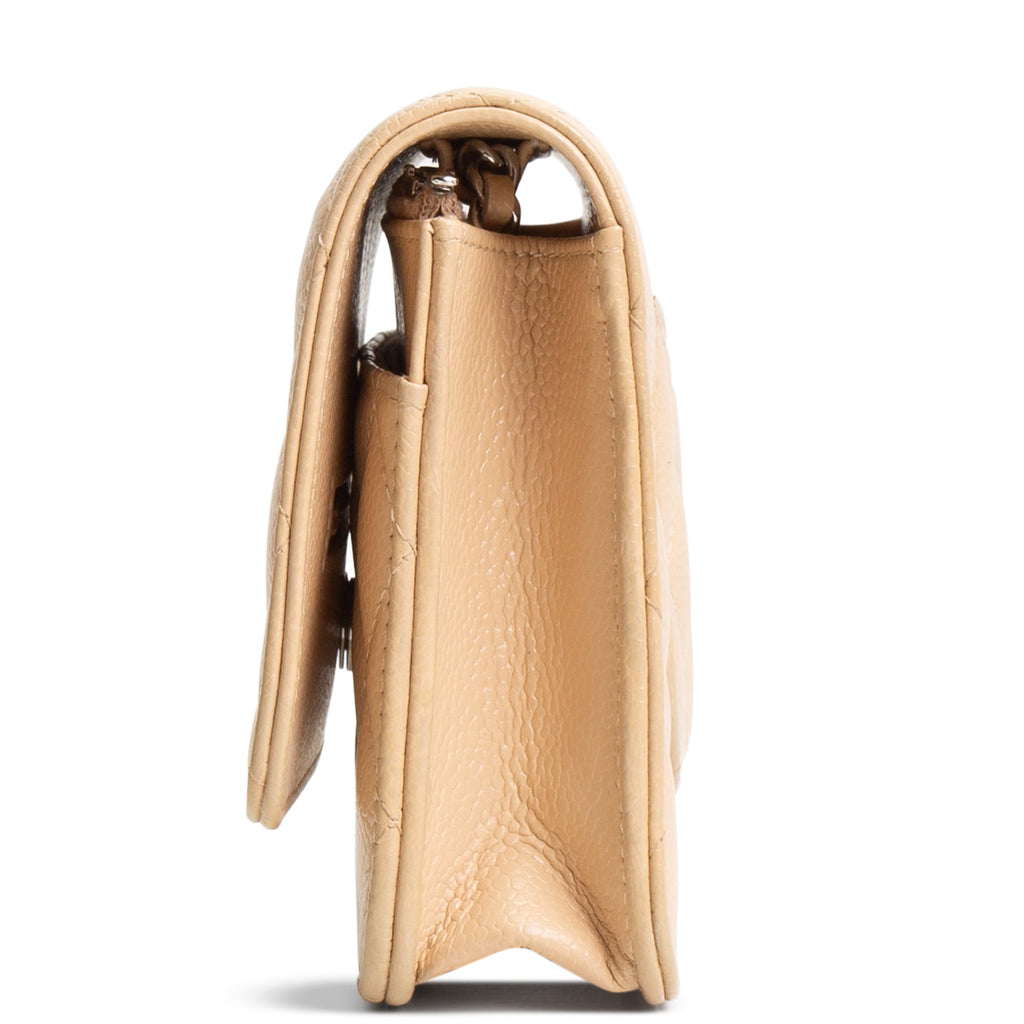 CHANEL Caviar Wallet on Chain - Beige