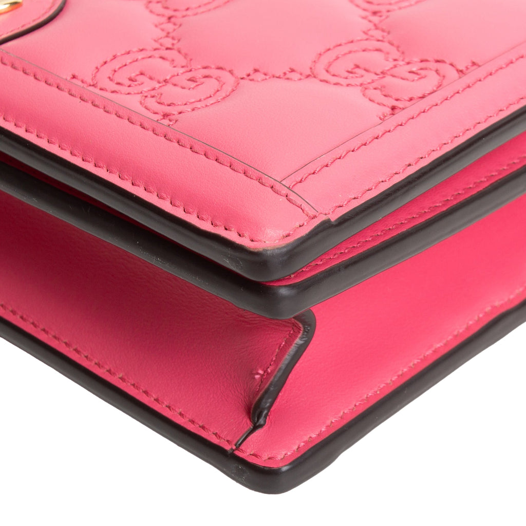 GUCCI GG Matelasse Chain Wallet - Pink