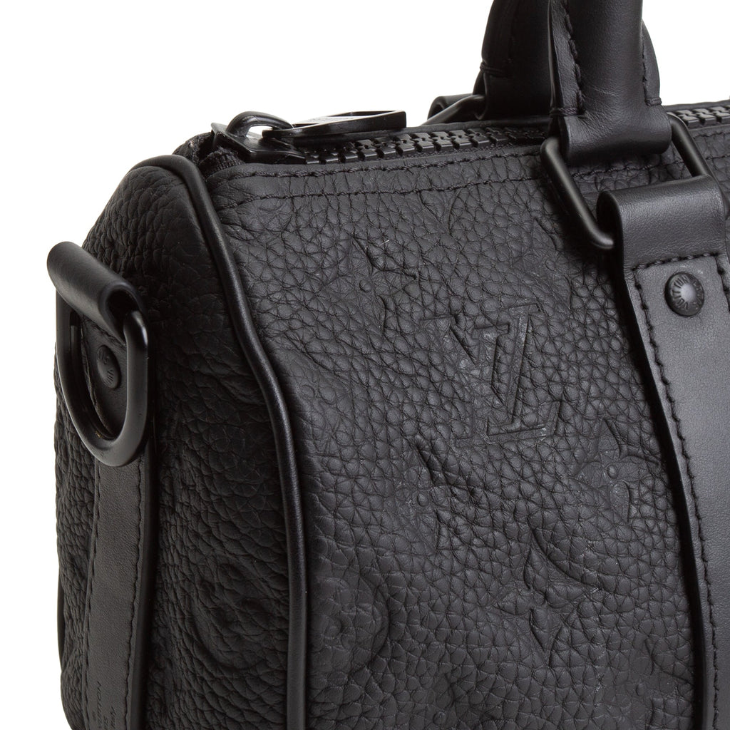 LOUIS VUITTON Taurillon Keepall Bandouliere 25 - Black