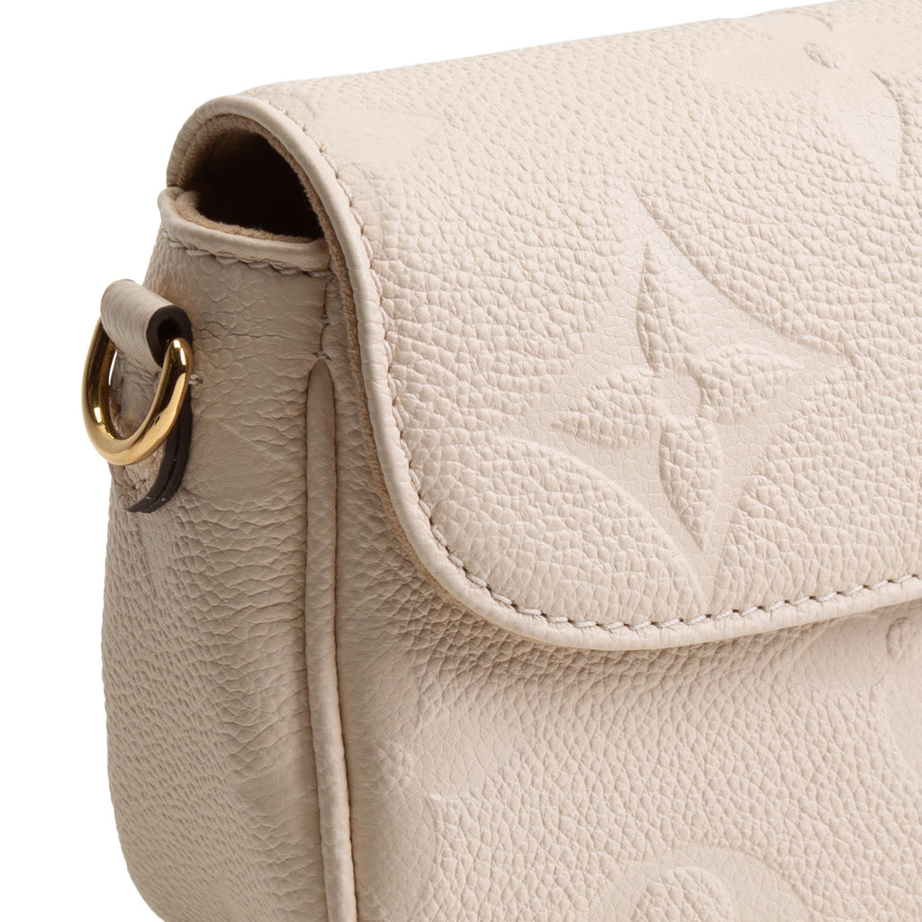 LOUIS VUITTON Giant Empreinte Monogram Ivy Wallet On Chain - Ivory