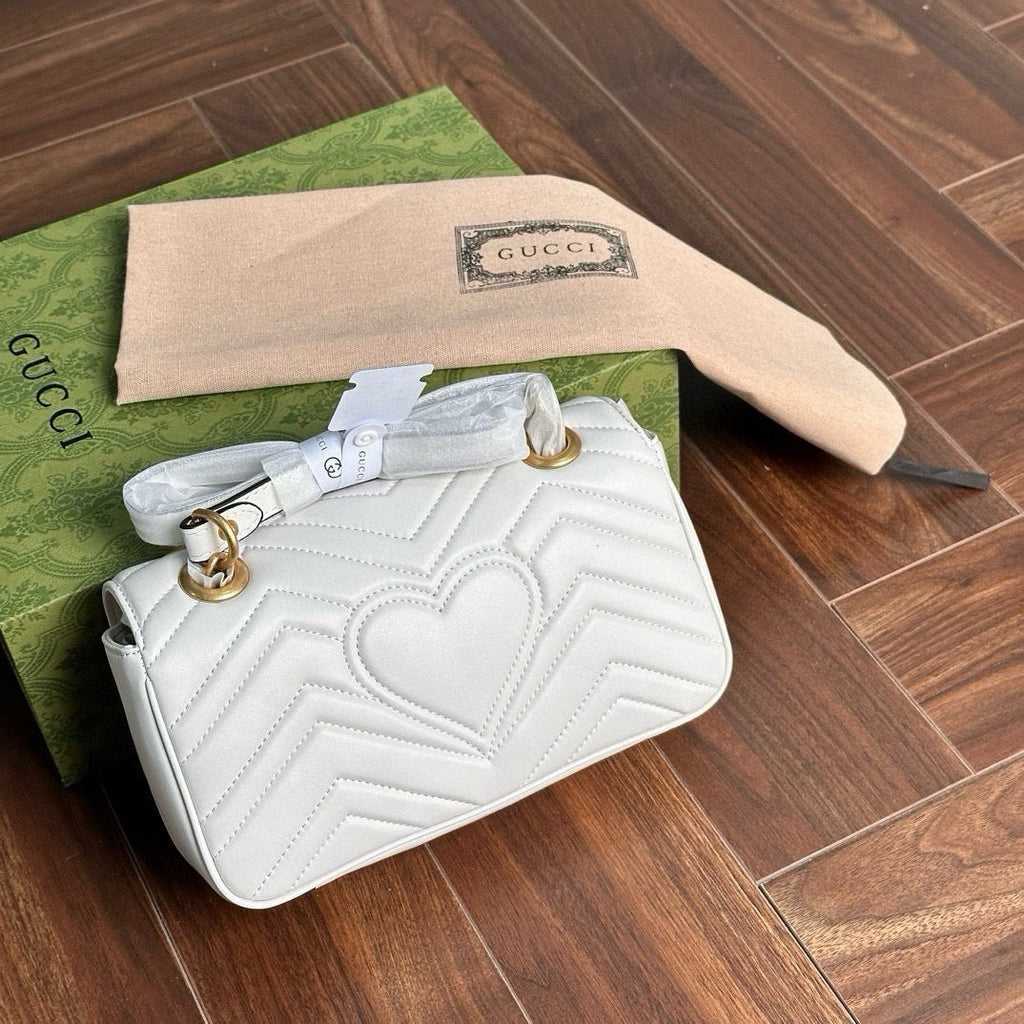 Gucci marmout white handbag