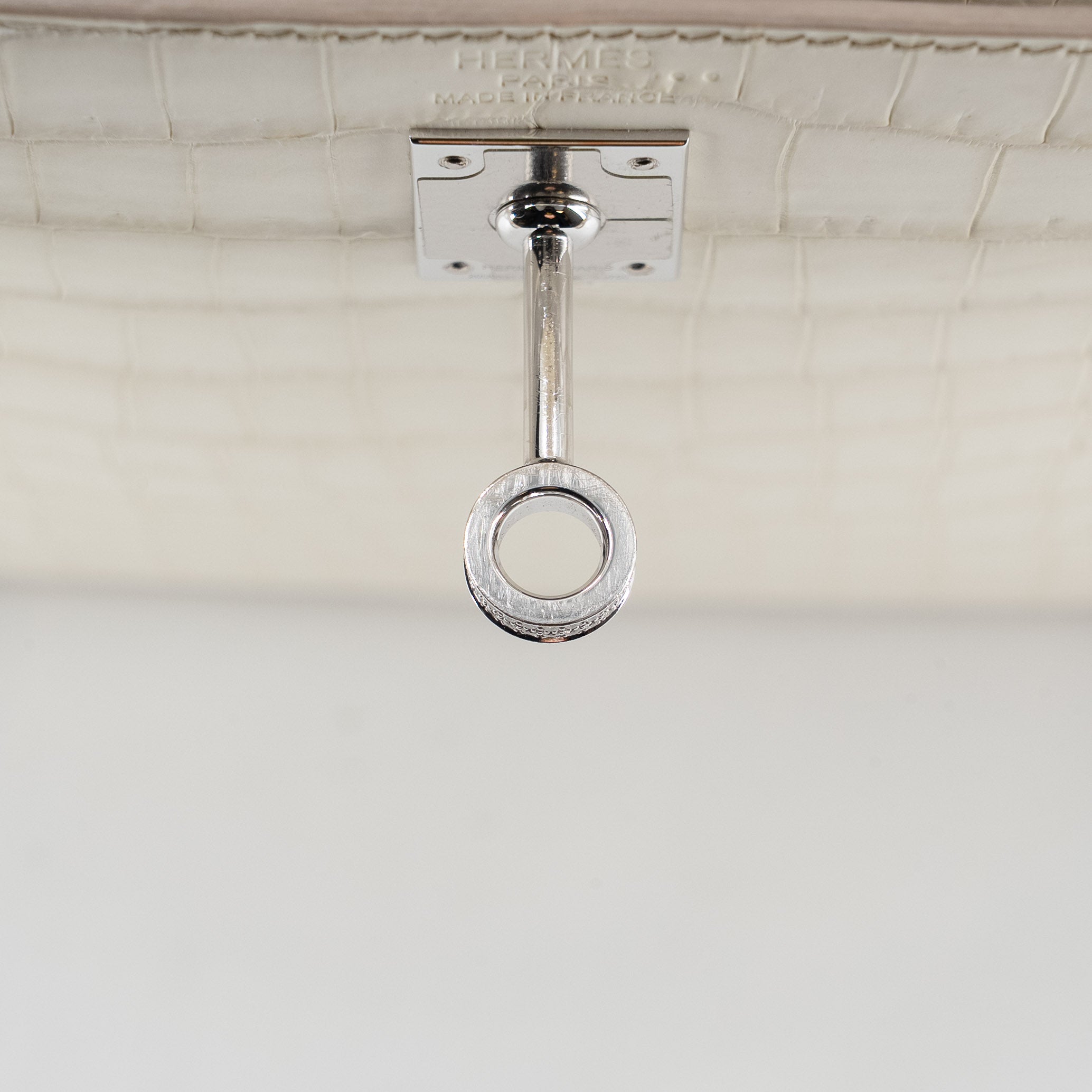 HERMÈS Limited Edition Kelly 25 Himalaya Matte Niloticus Crocodile Diamond White Gold hardware Z (2021)