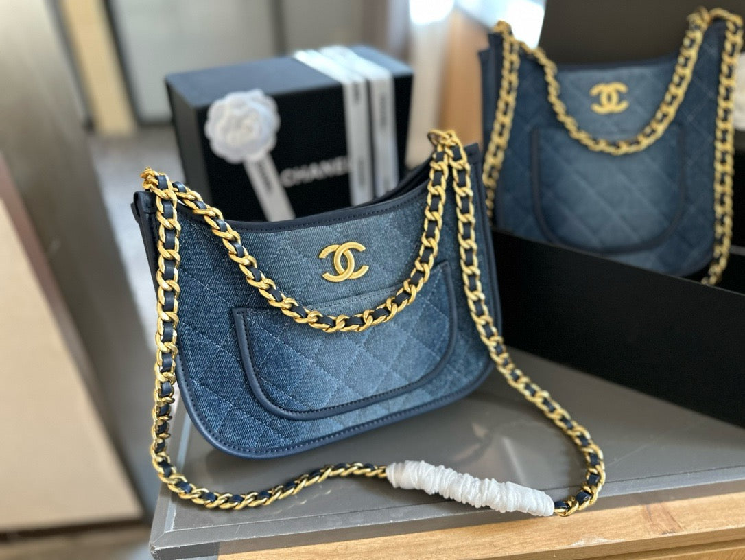Chanel Hobo Handbag