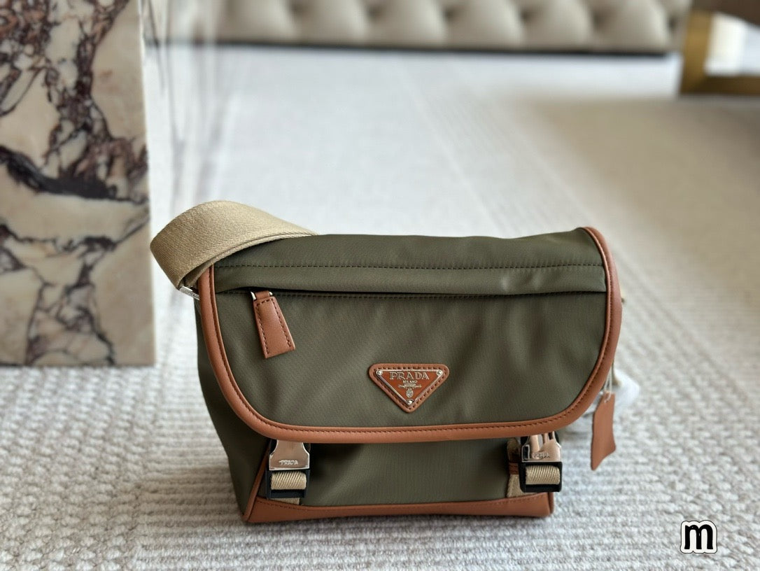 Prada classic bag
