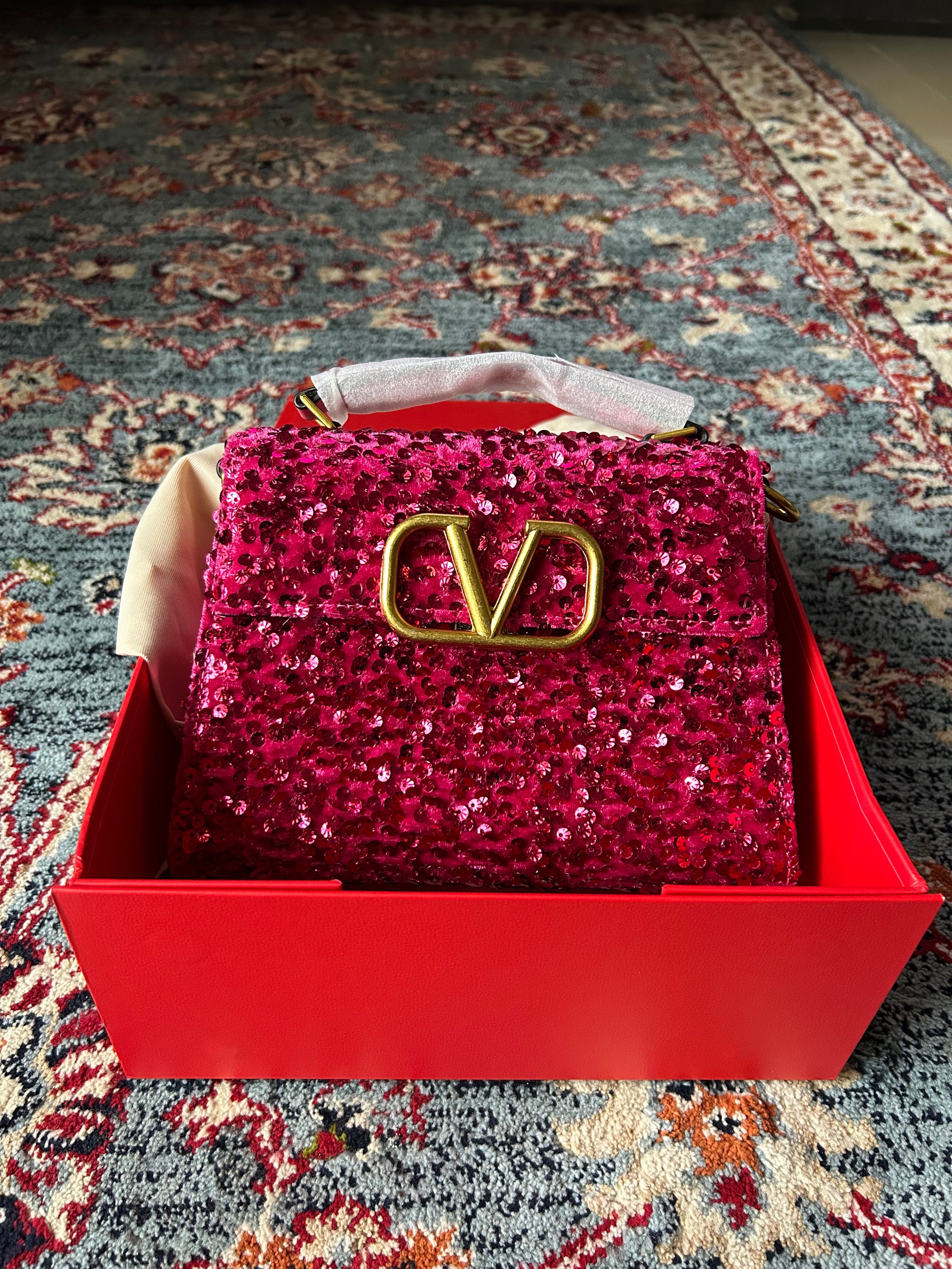 Vltn purple studs handbag