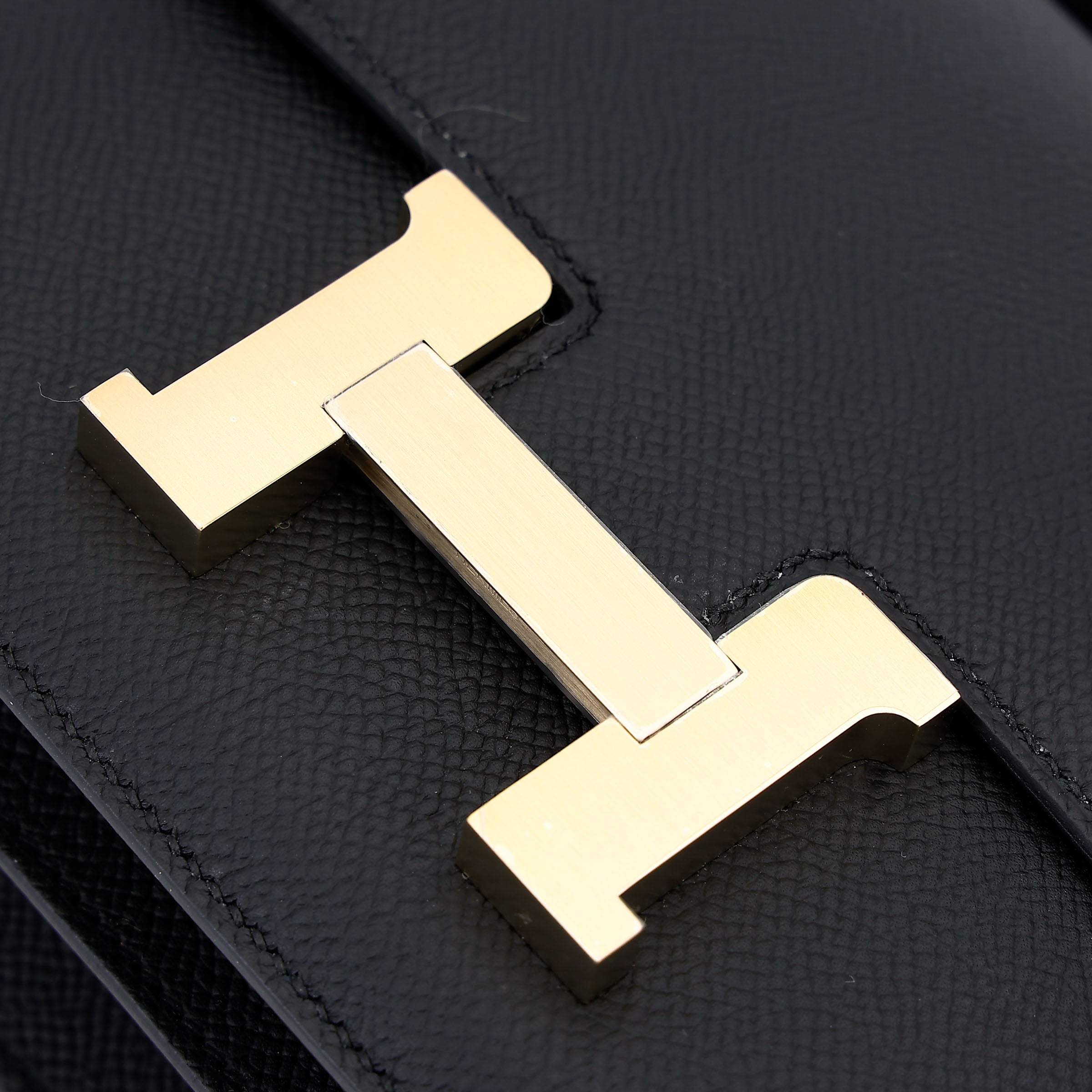 HERMÈS Constance Mini Noir (89) Epsom Brushed Gold hardware K (2025)