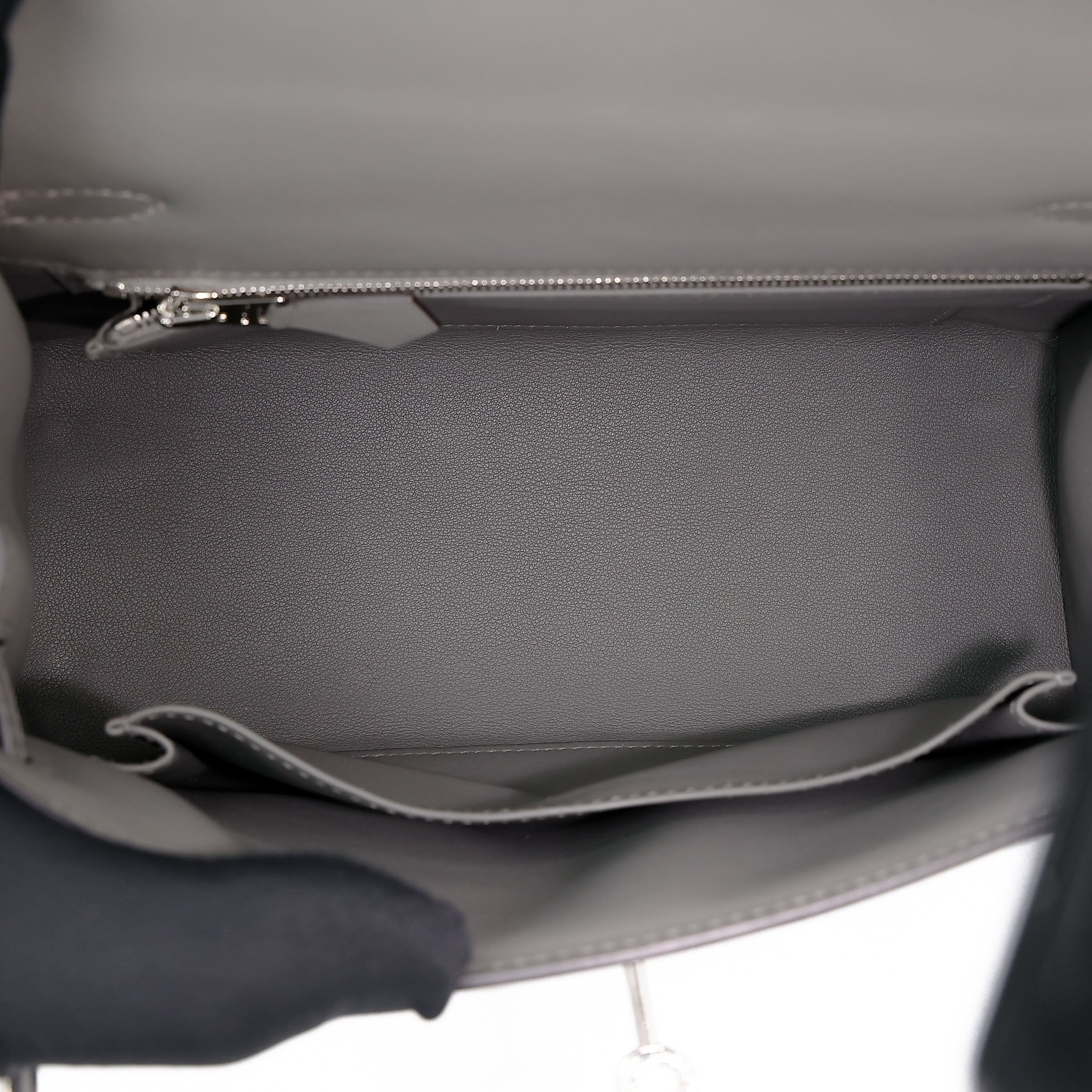 HERMÈS Limited Edition Kelly 25 Padded Sellier Gris Meyer (0L) Swift Palladium hardware B (2023)