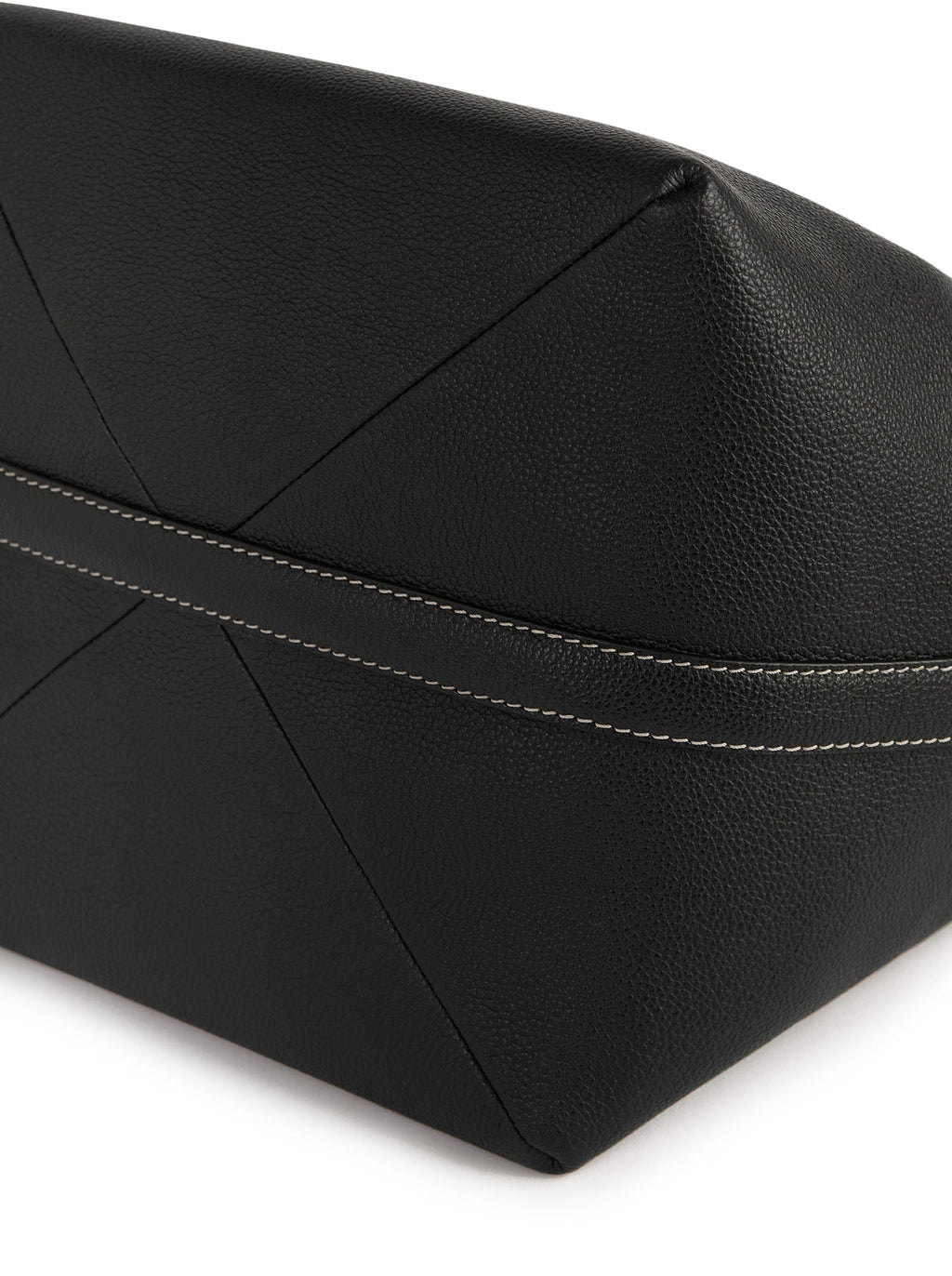BELTED TOTE BAG IN HAMMERED CALFSKIN