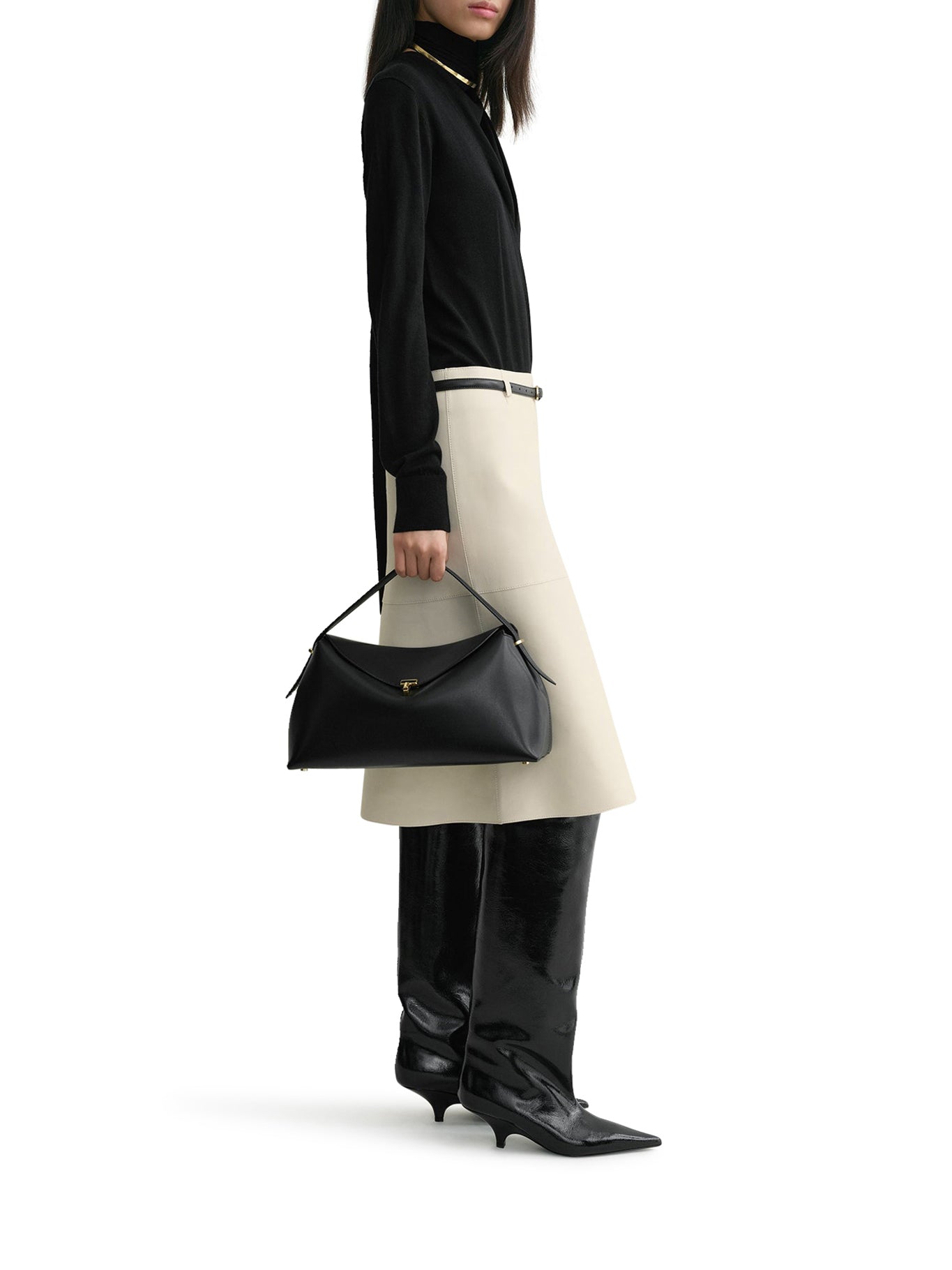 T-LOCK HANDBAG IN SMOOTH CALFSKIN