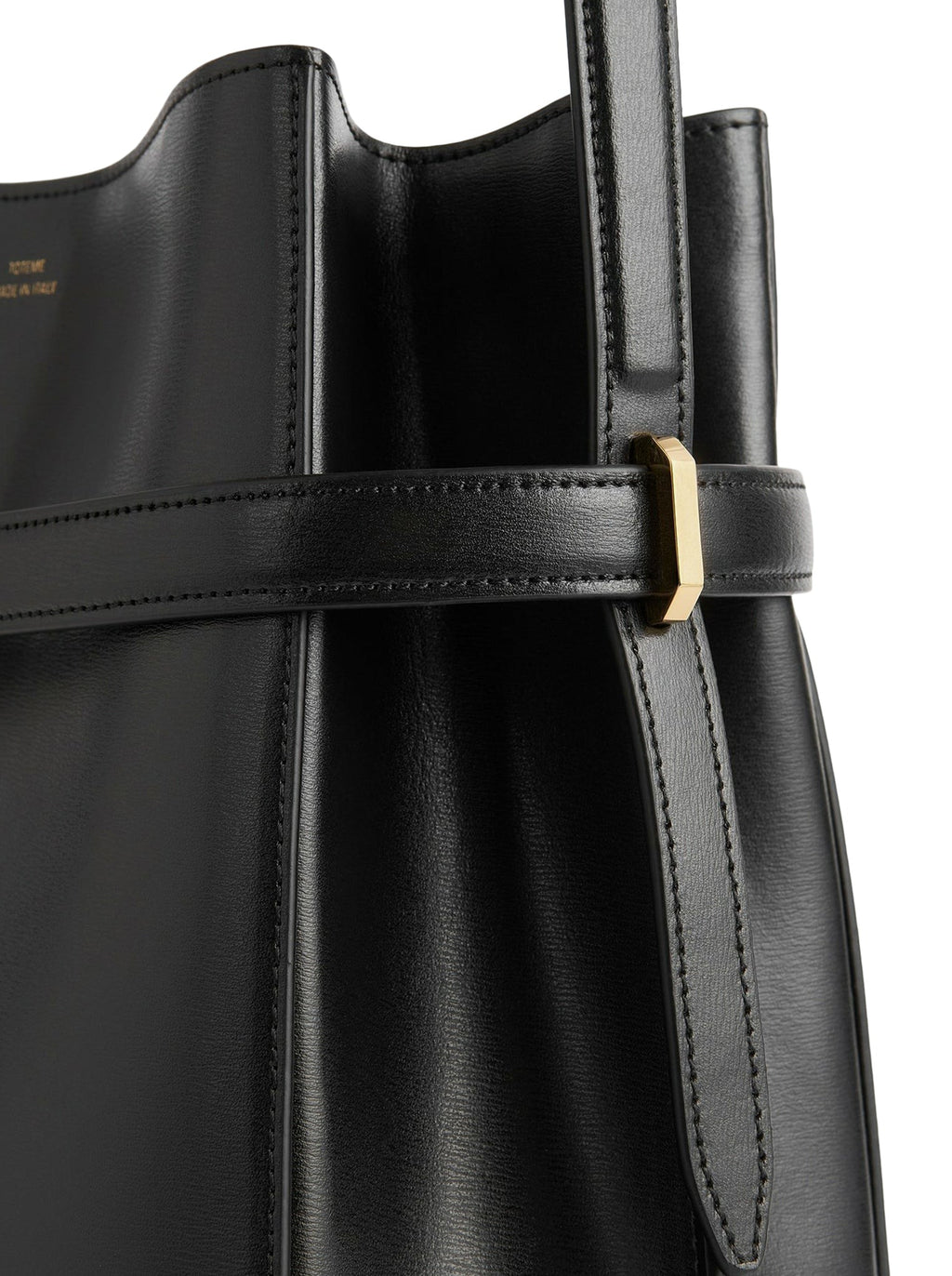 BELTED BUCKET BAG