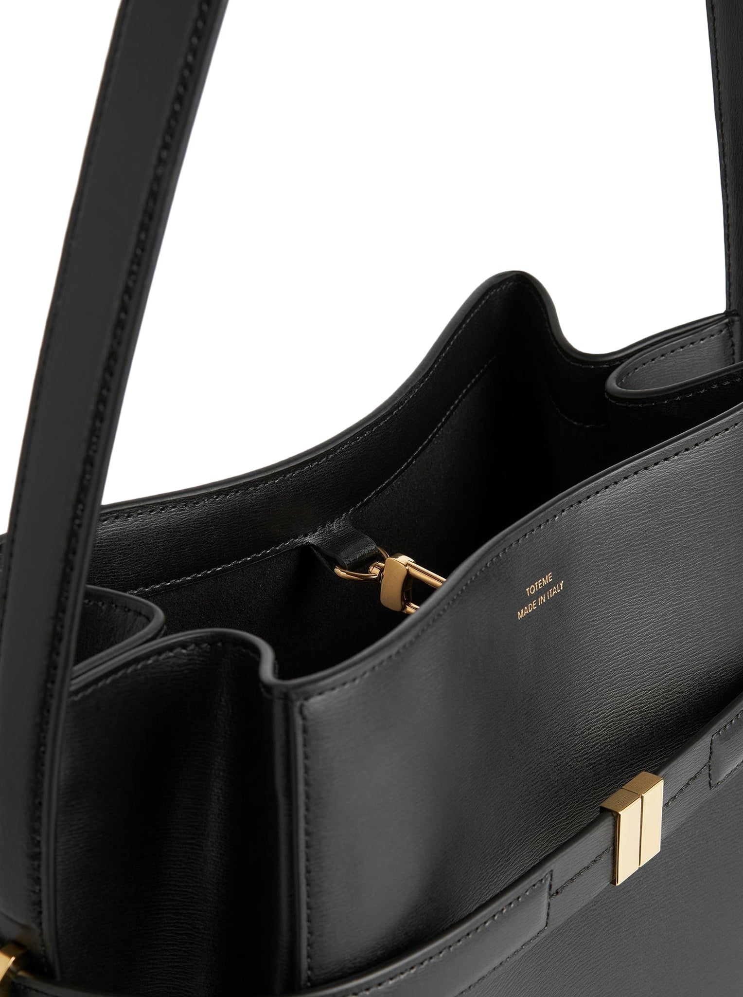BELTED BUCKET BAG