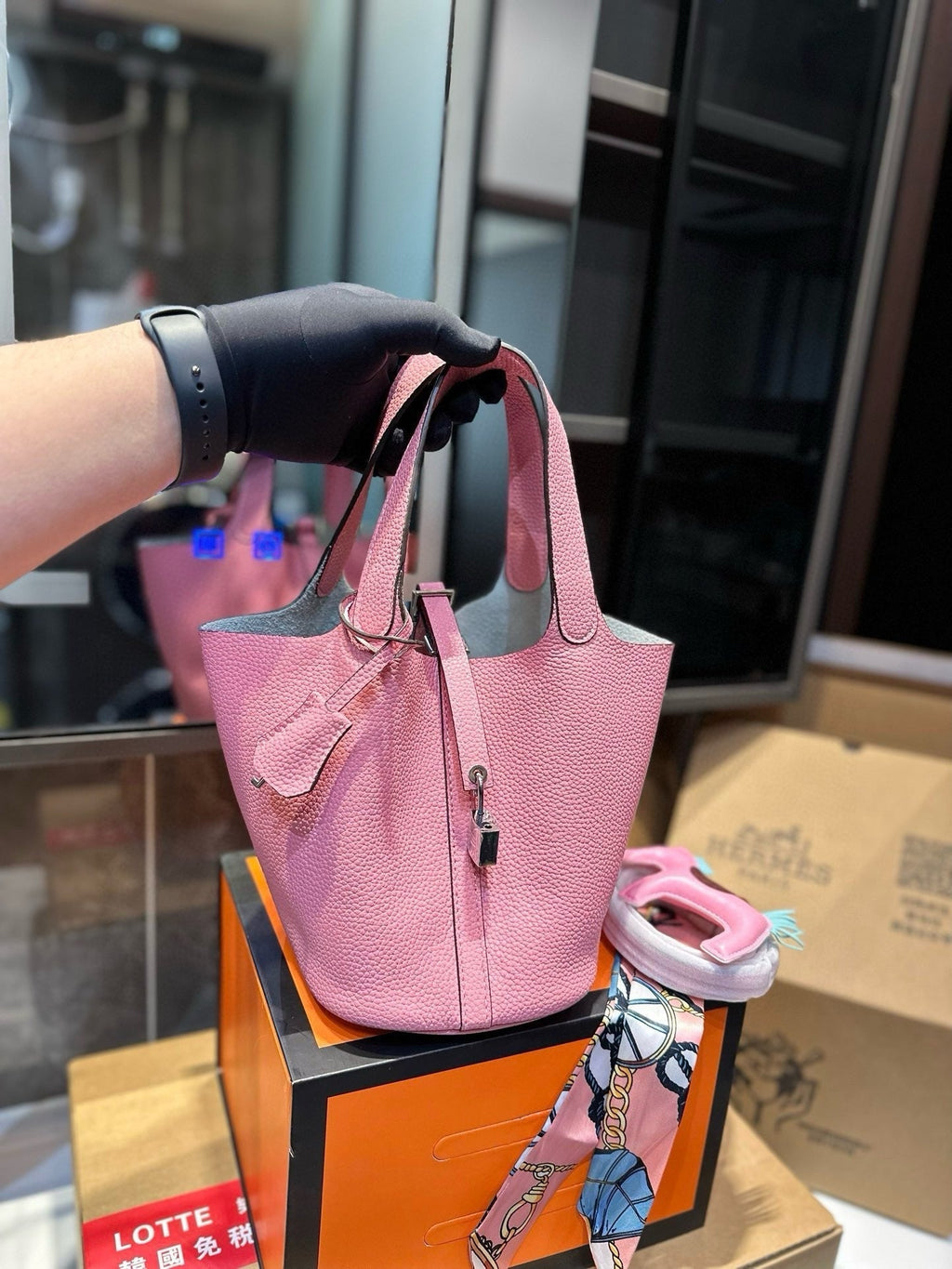 Hermes pink tote handbag