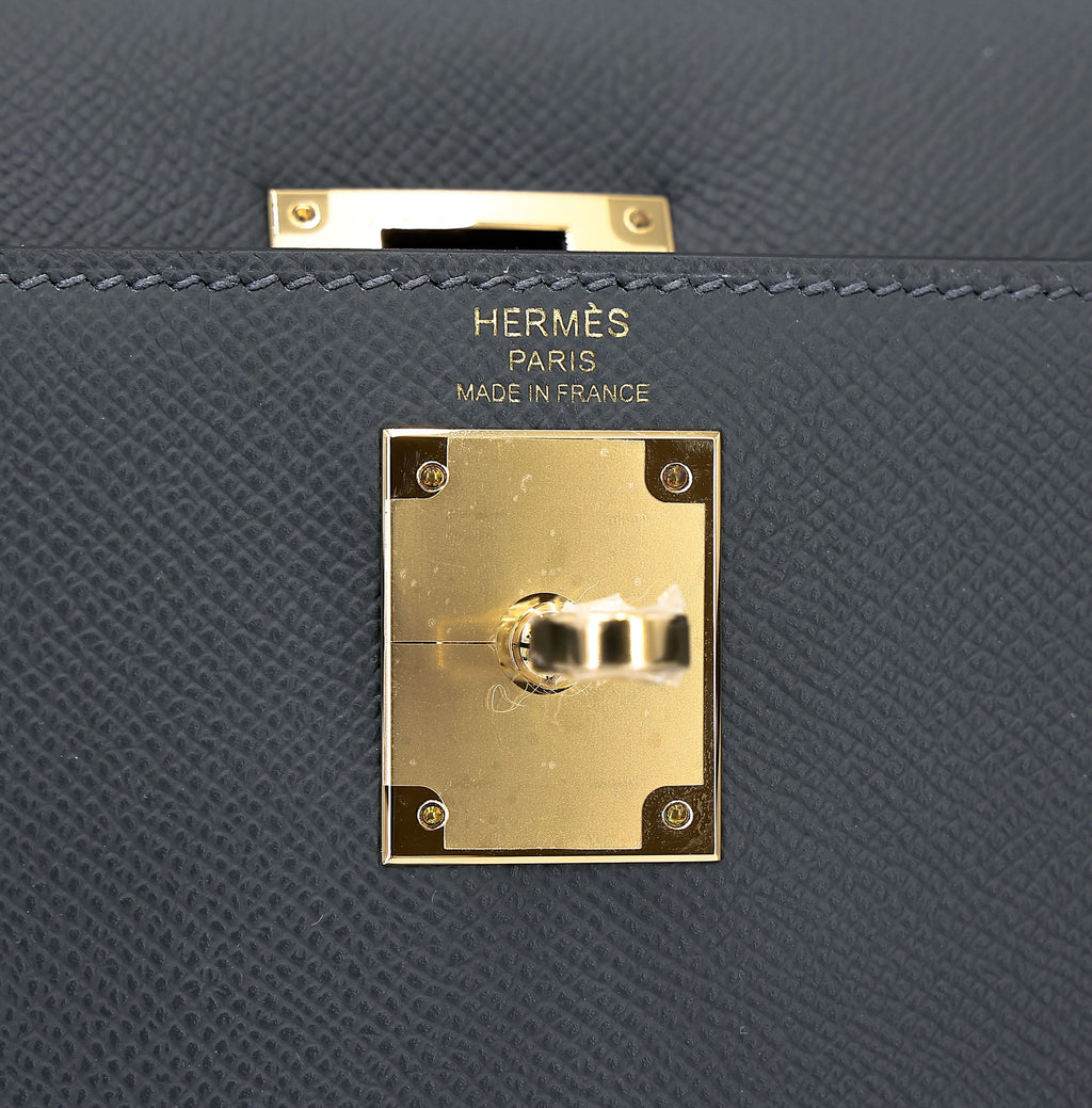 HERMÈS Kelly 28 Sellier Gris misty (H0) Epsom Permabrass hardware W (2024)