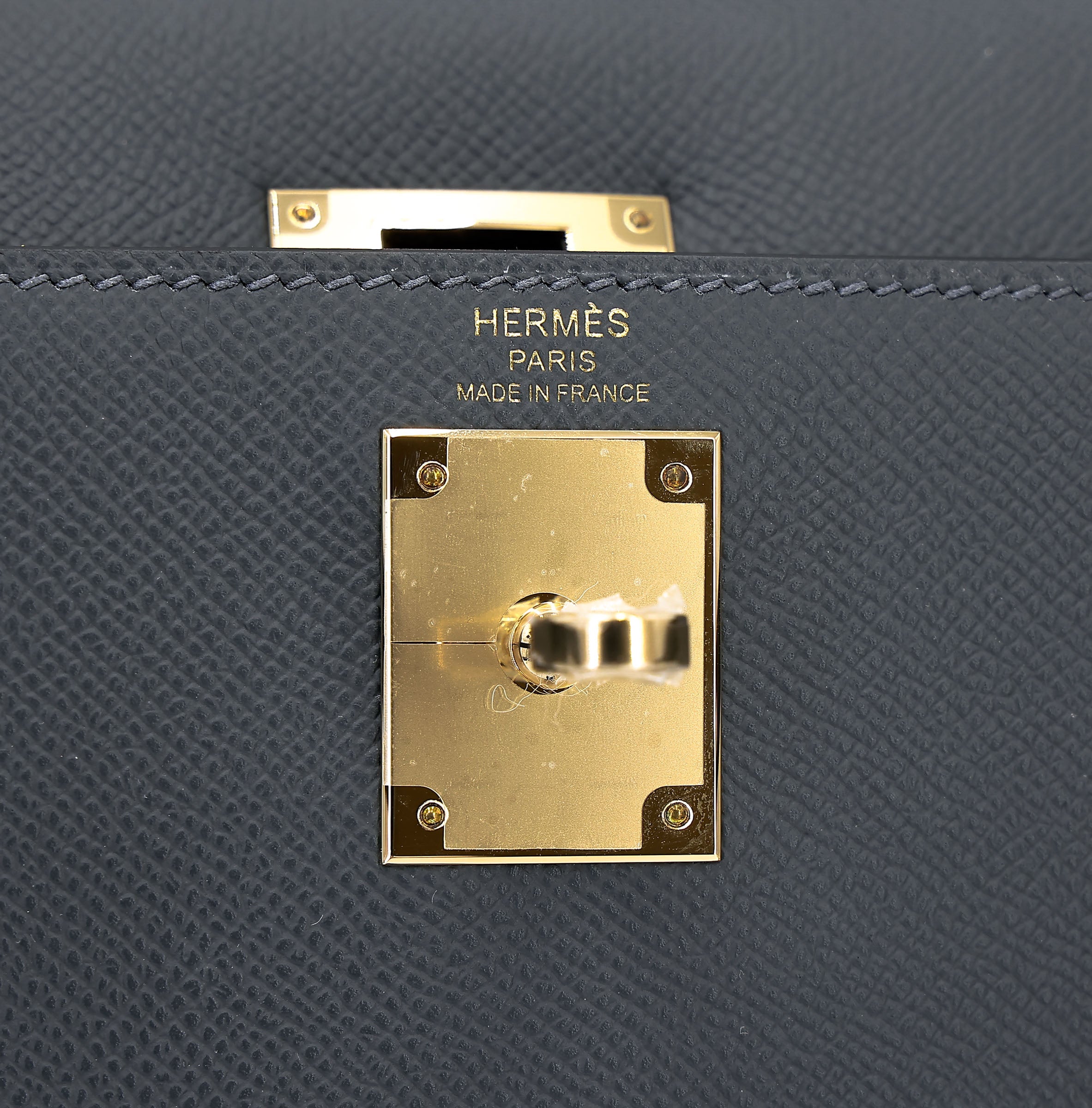HERMÈS Kelly 28 Sellier Gris misty (H0) Epsom Permabrass hardware W (2024)