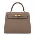 HERMÈS Kelly 25 Sellier Etoupe (18) Epsom Gold hardware K (2025)