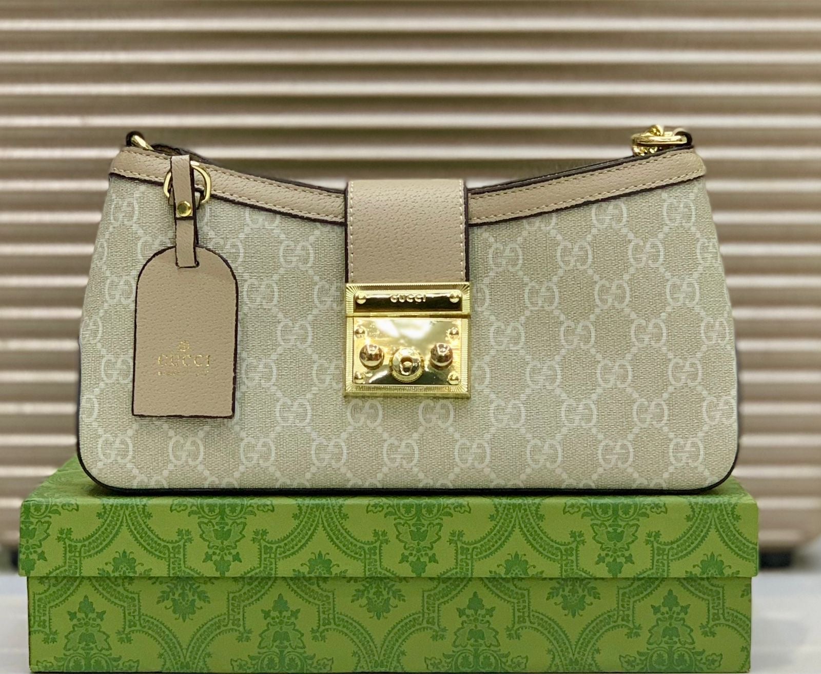 gci famous brand bag