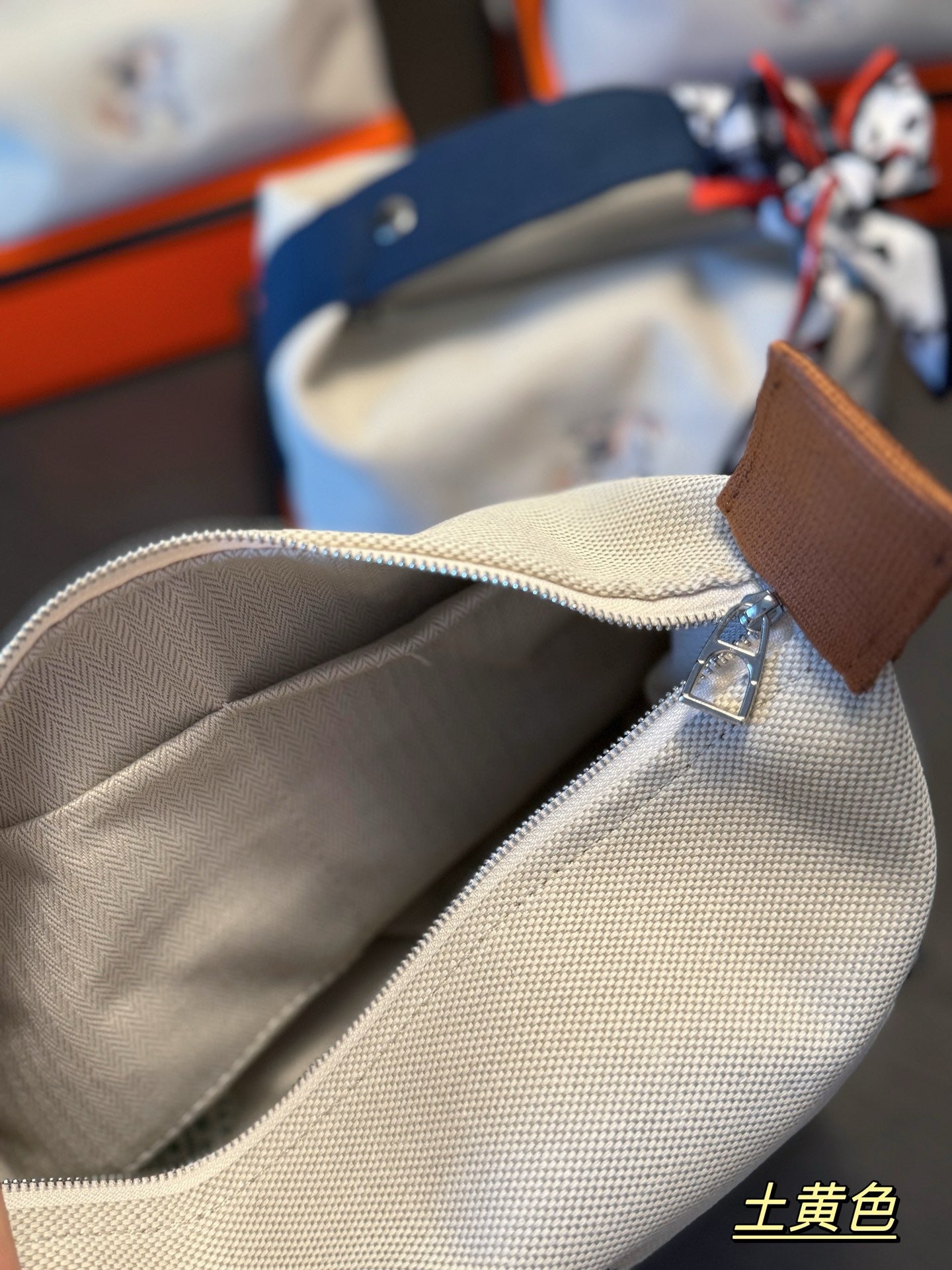 Hermes carry handbag
