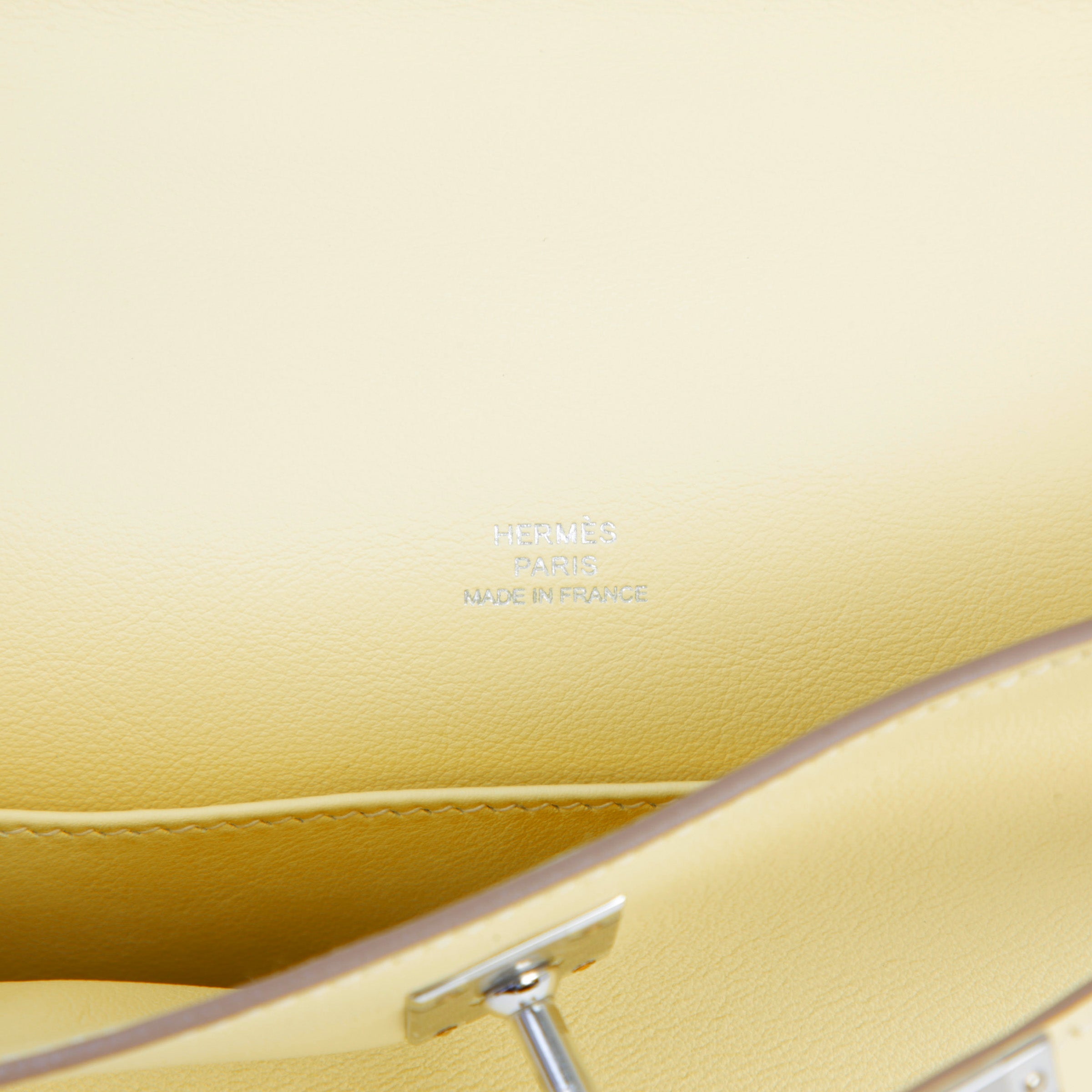 HERMÈS Kelly Pochette Jaune milton (i8) Swift Palladium hardware K (2025)