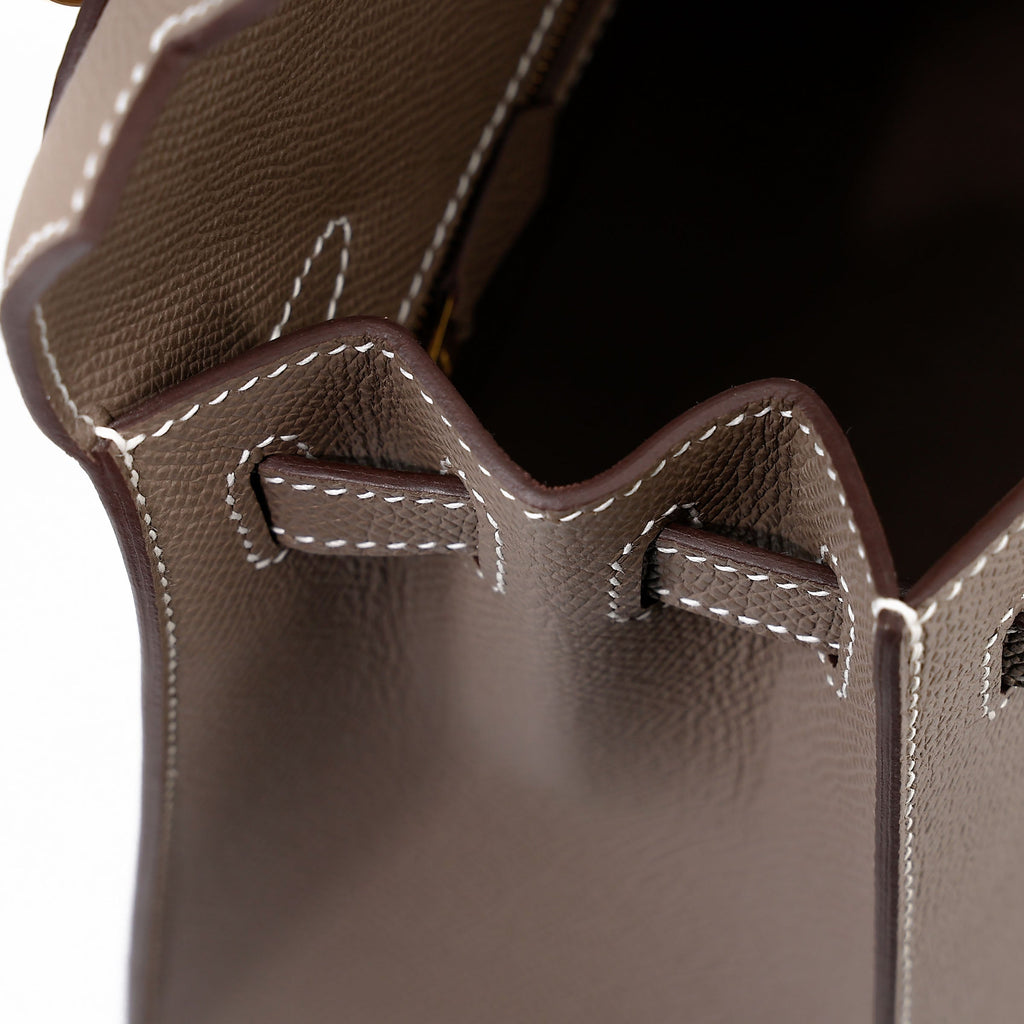 HERMÈS Kelly 25 Sellier Etoupe (18) Epsom Gold hardware K (2025)