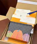 Louis vuitton Pouch