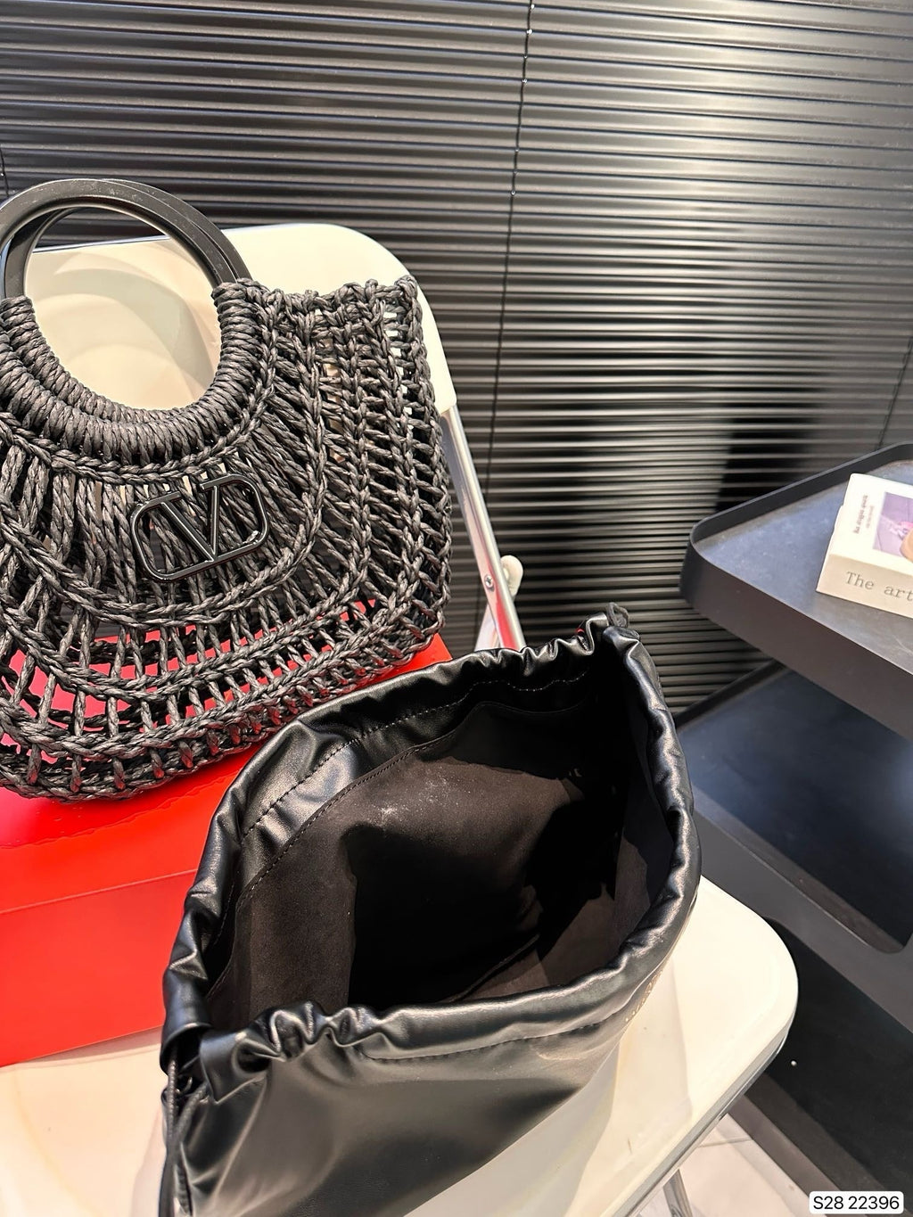 Valentino Shoulder loco handbag