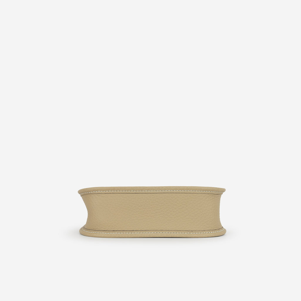Hermès Mini Evelyne 16 - Trench Clemence | Gold Hardware