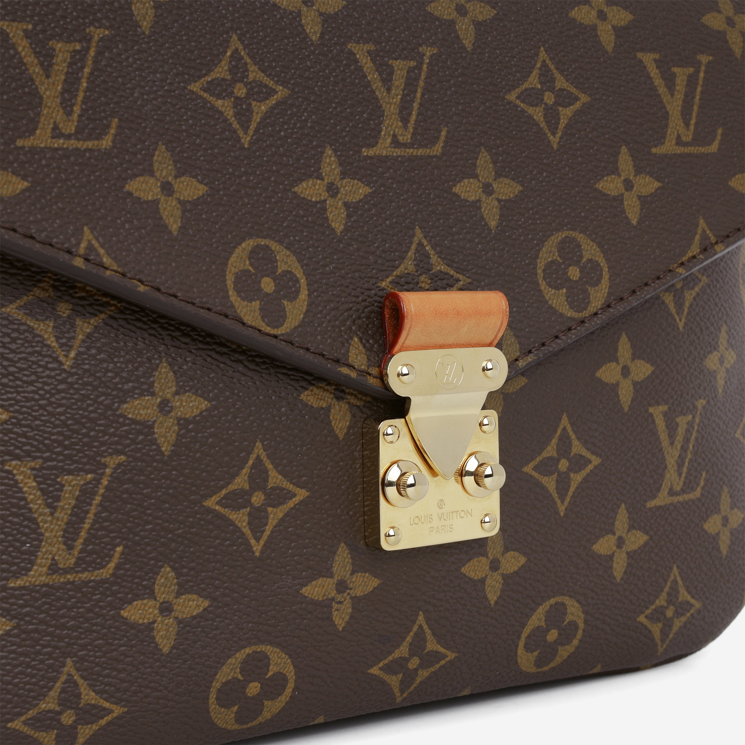 Louis Vuitton Pochette Métis - Monogram | Gold Hardware