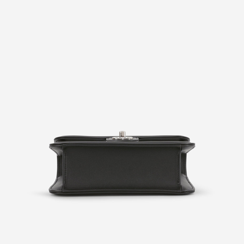 Chanel Cruise 2024/25 Mini Flap - Black & White | Silver Hardware