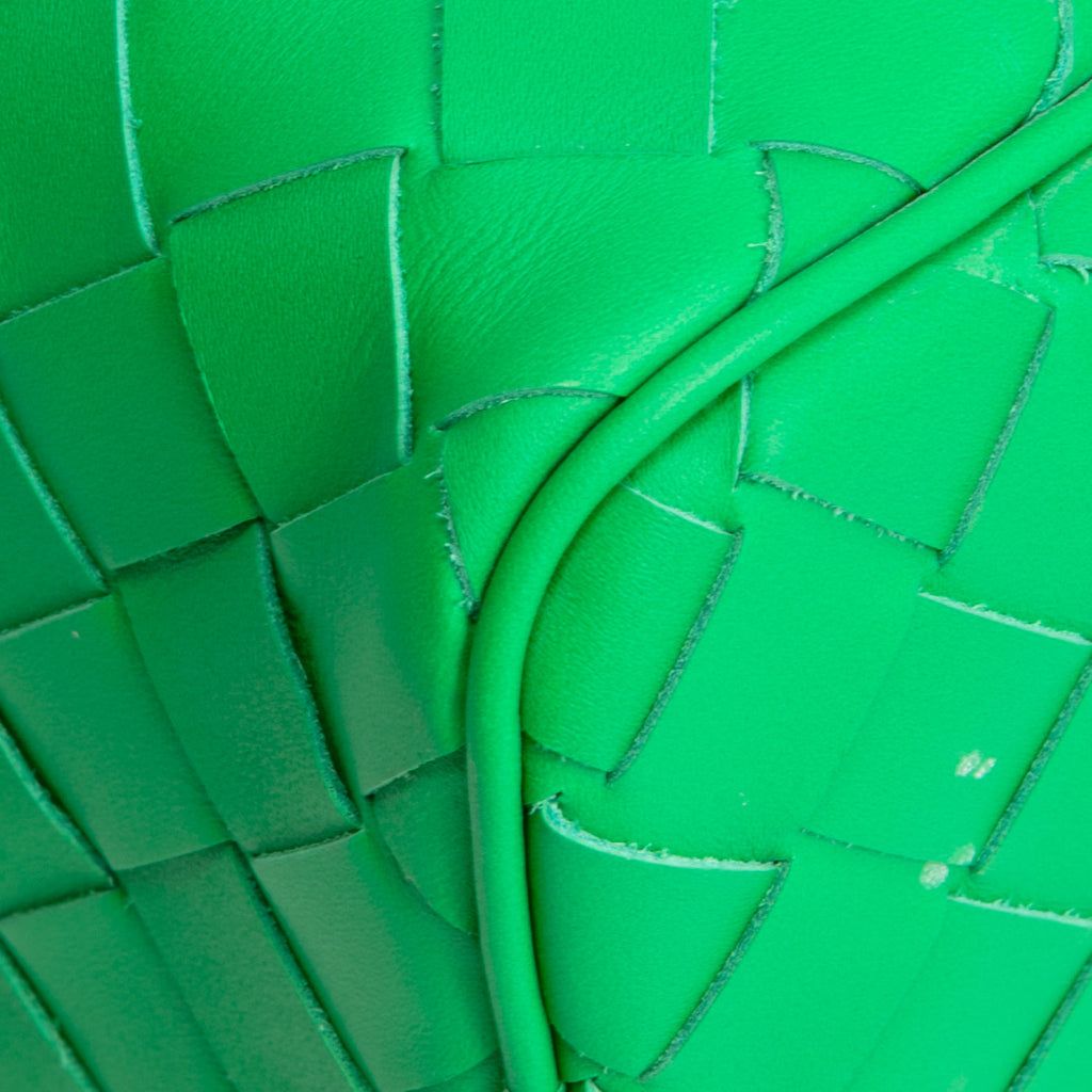 BOTTEGA VENETA Intrecciato Travel Pouch - Parakeet