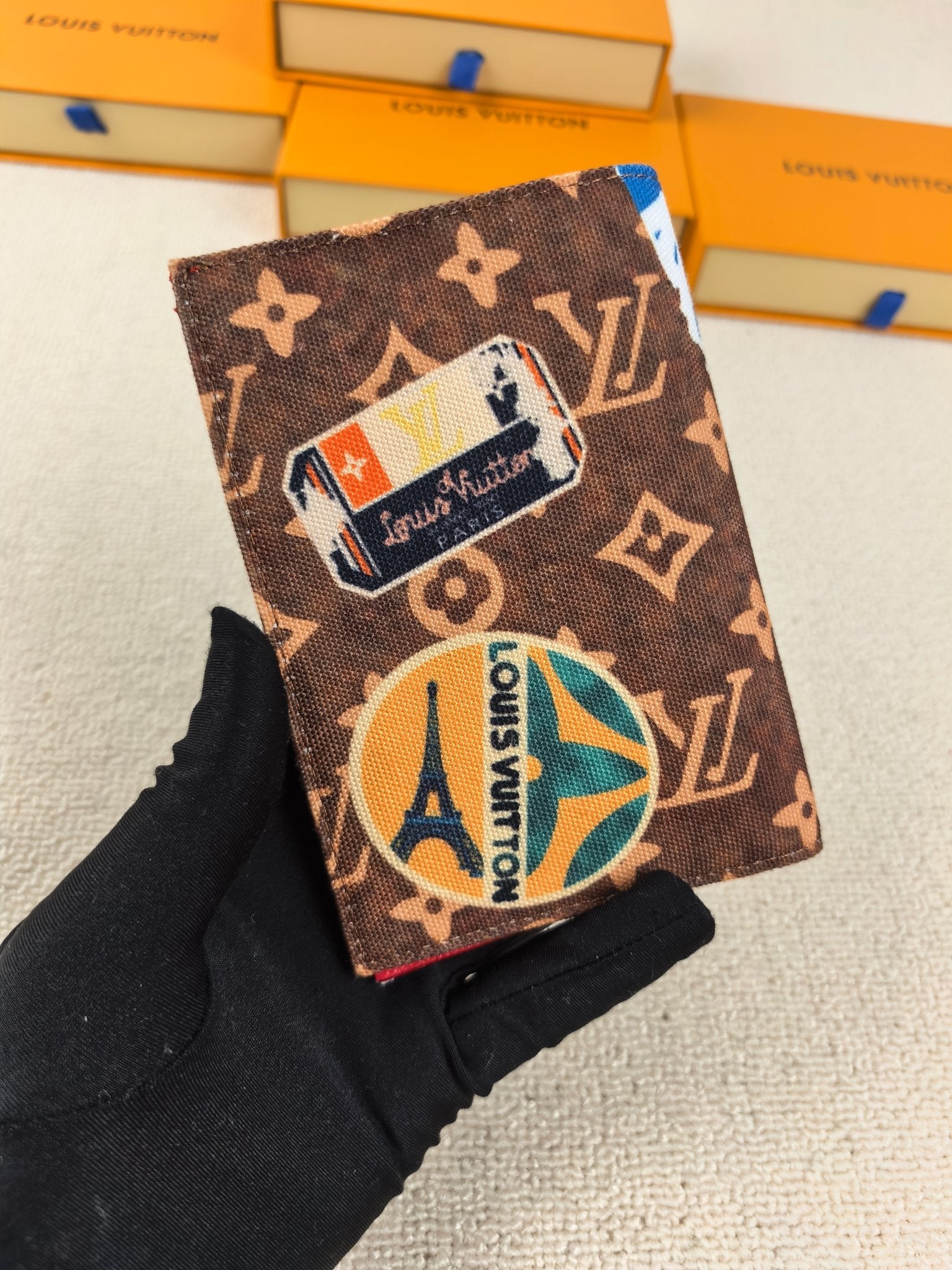 LV passport Cover limited edition