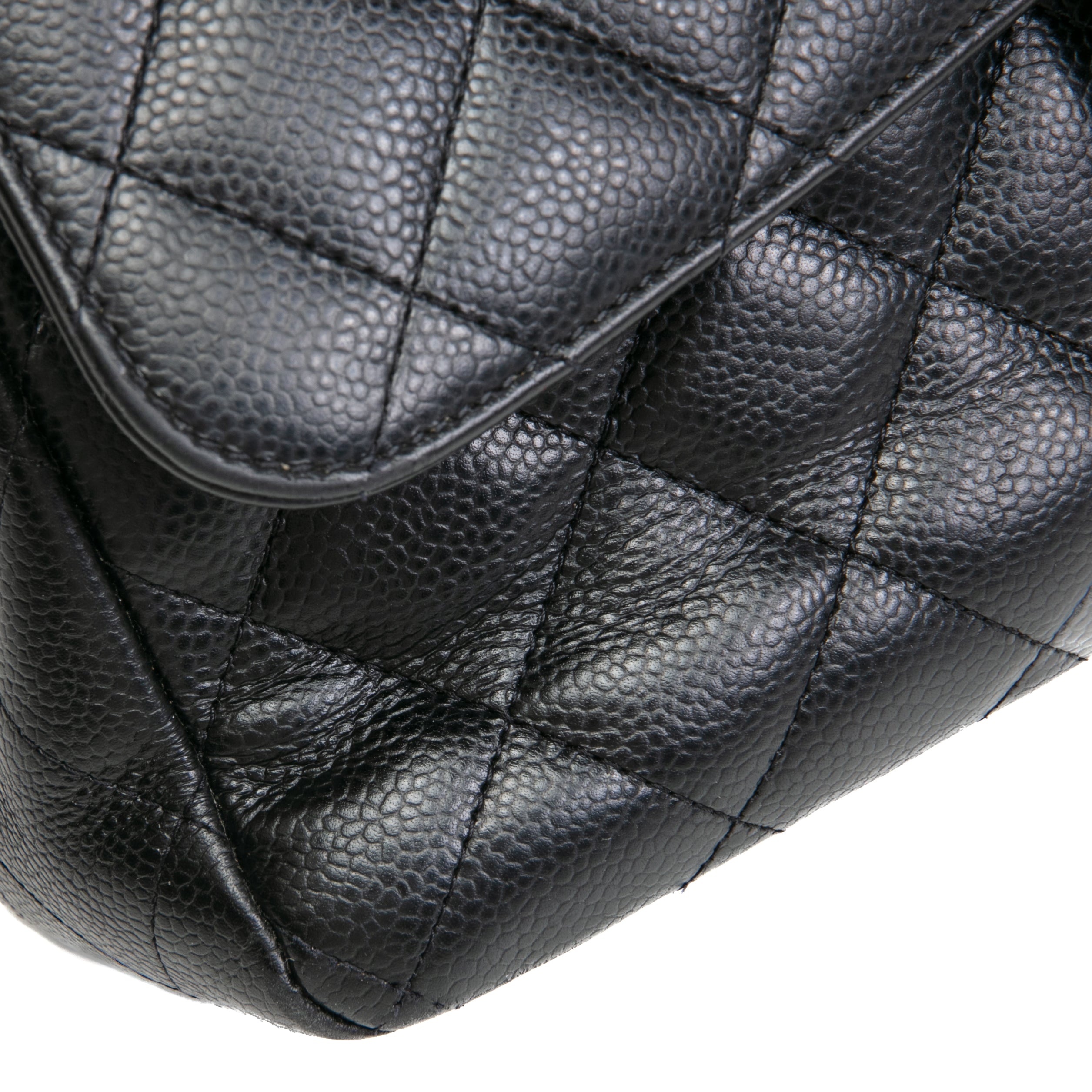 CHANEL Caviar Classic Jumbo Double Flap - Black