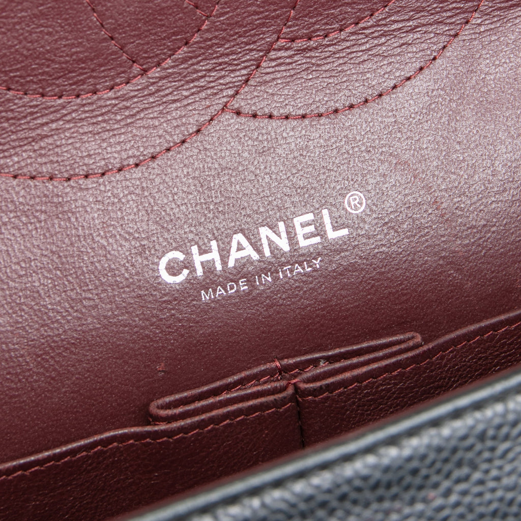 CHANEL Caviar Classic Jumbo Double Flap - Black