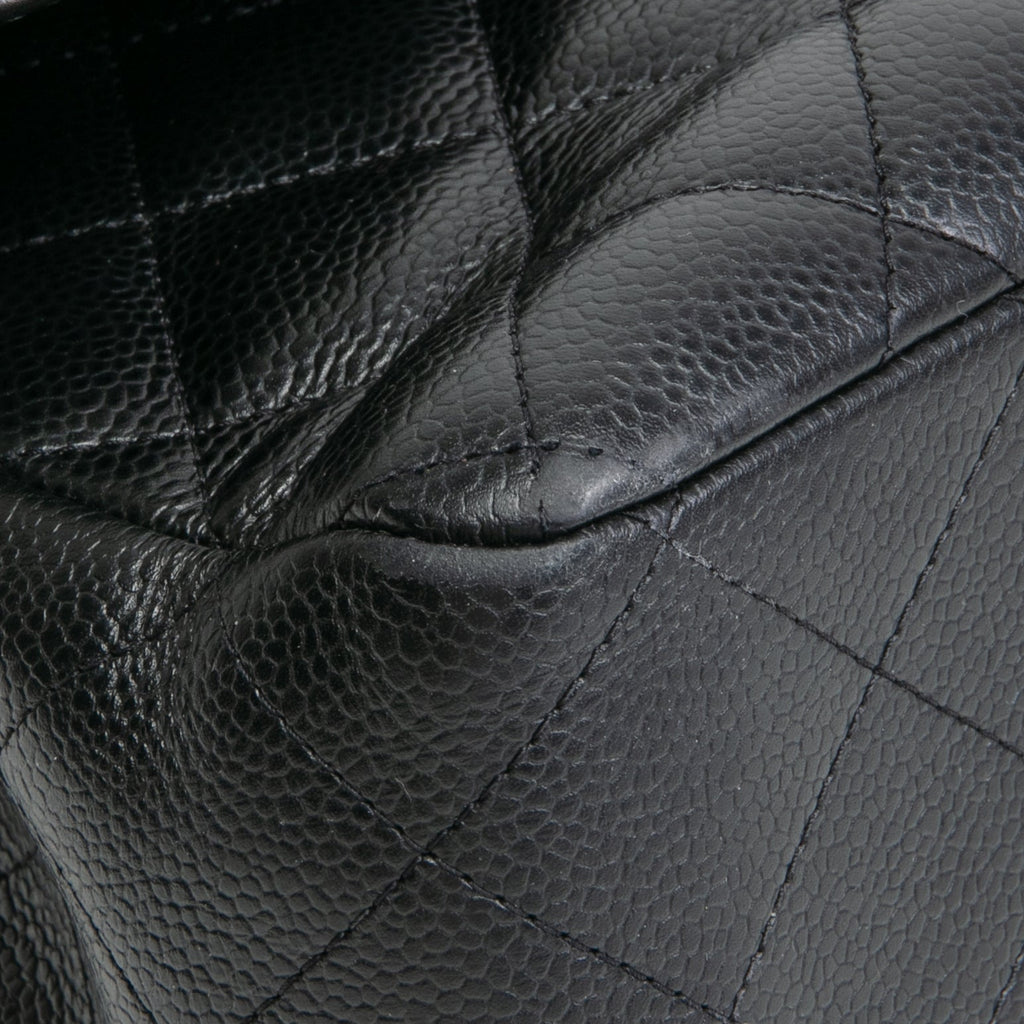 CHANEL Caviar Classic Jumbo Double Flap - Black