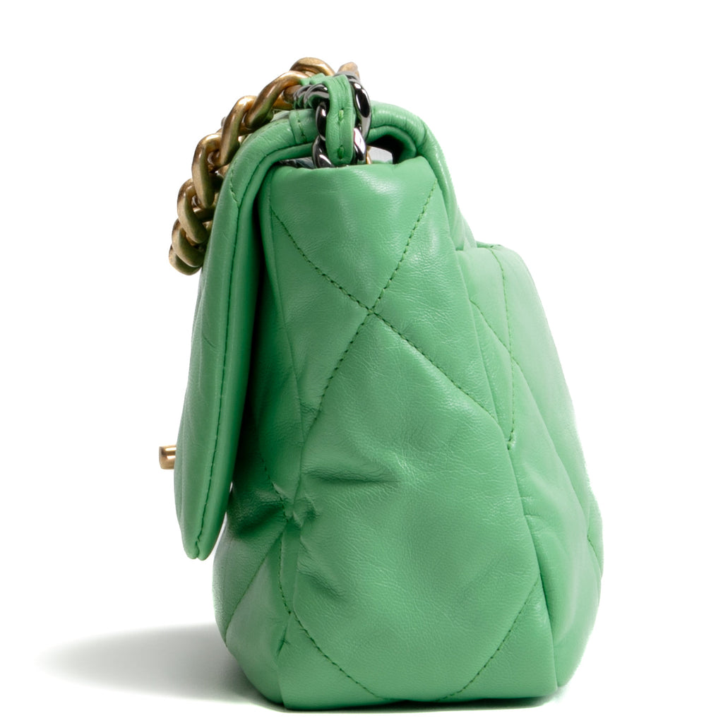 CHANEL Chanel 19 Medium Flap Bag - Light Green