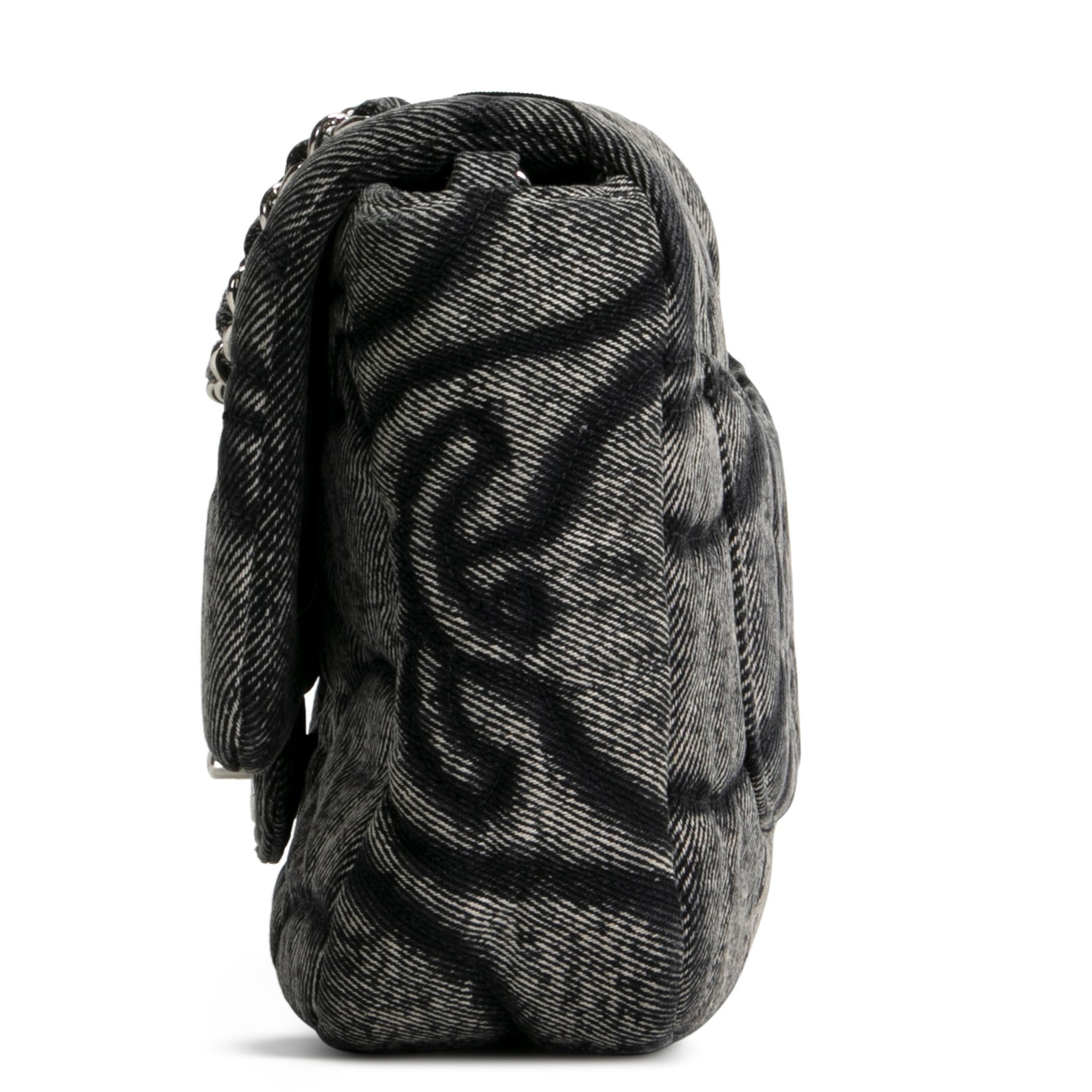 CHANEL CC Denim Wave Flap Bag - Gray