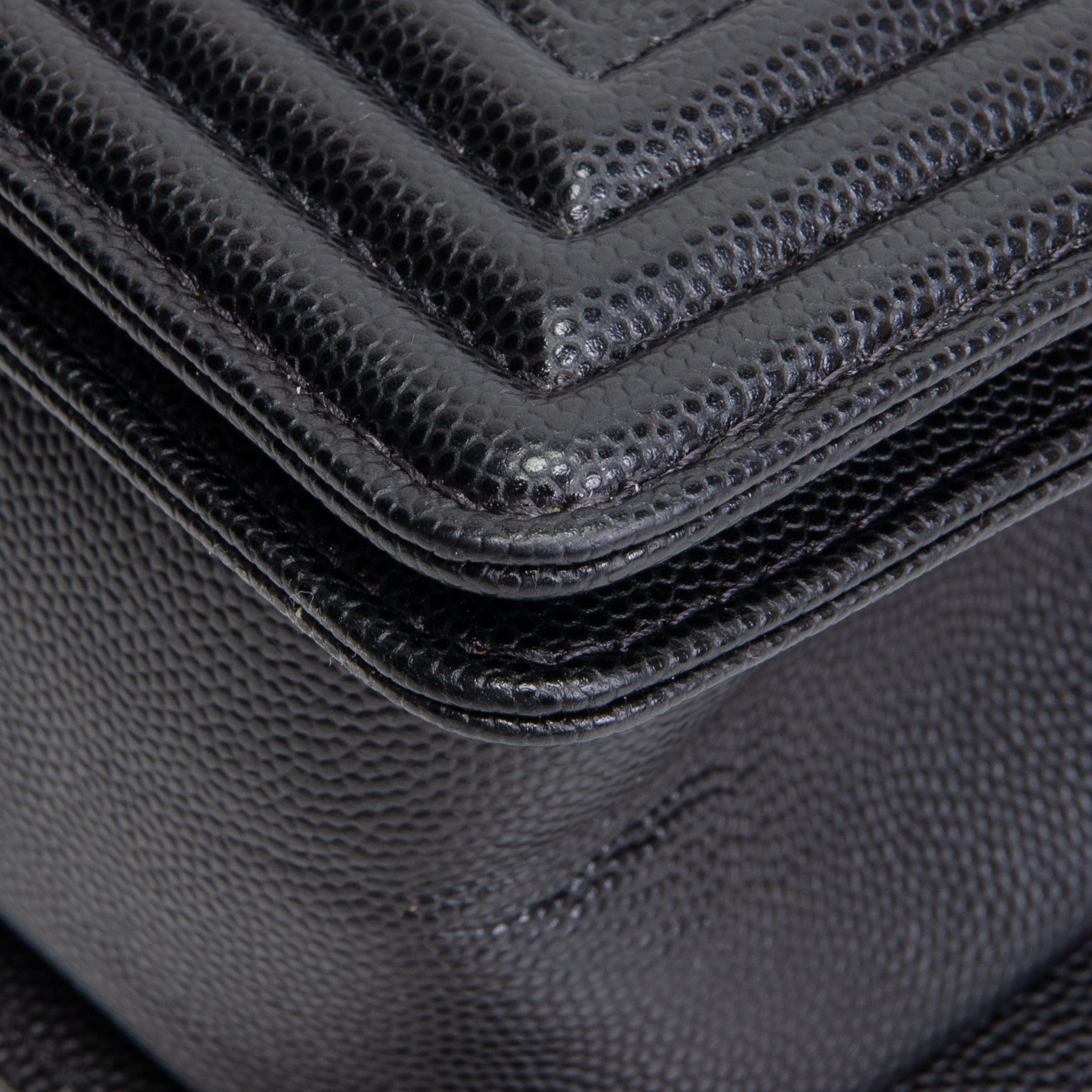CHANEL Caviar Medium Boy Bag - Black
