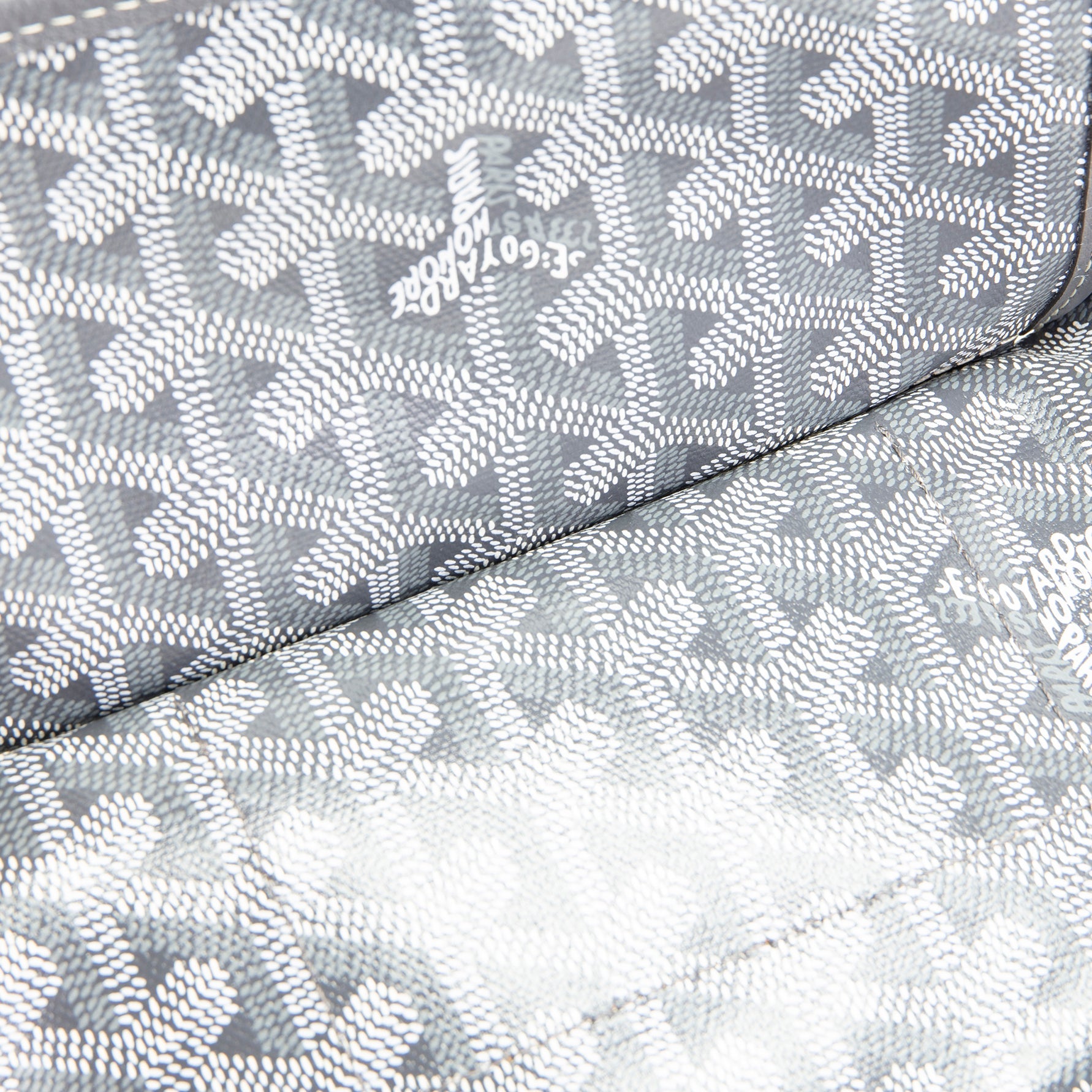 GOYARD Goyardine Plumet- Grey