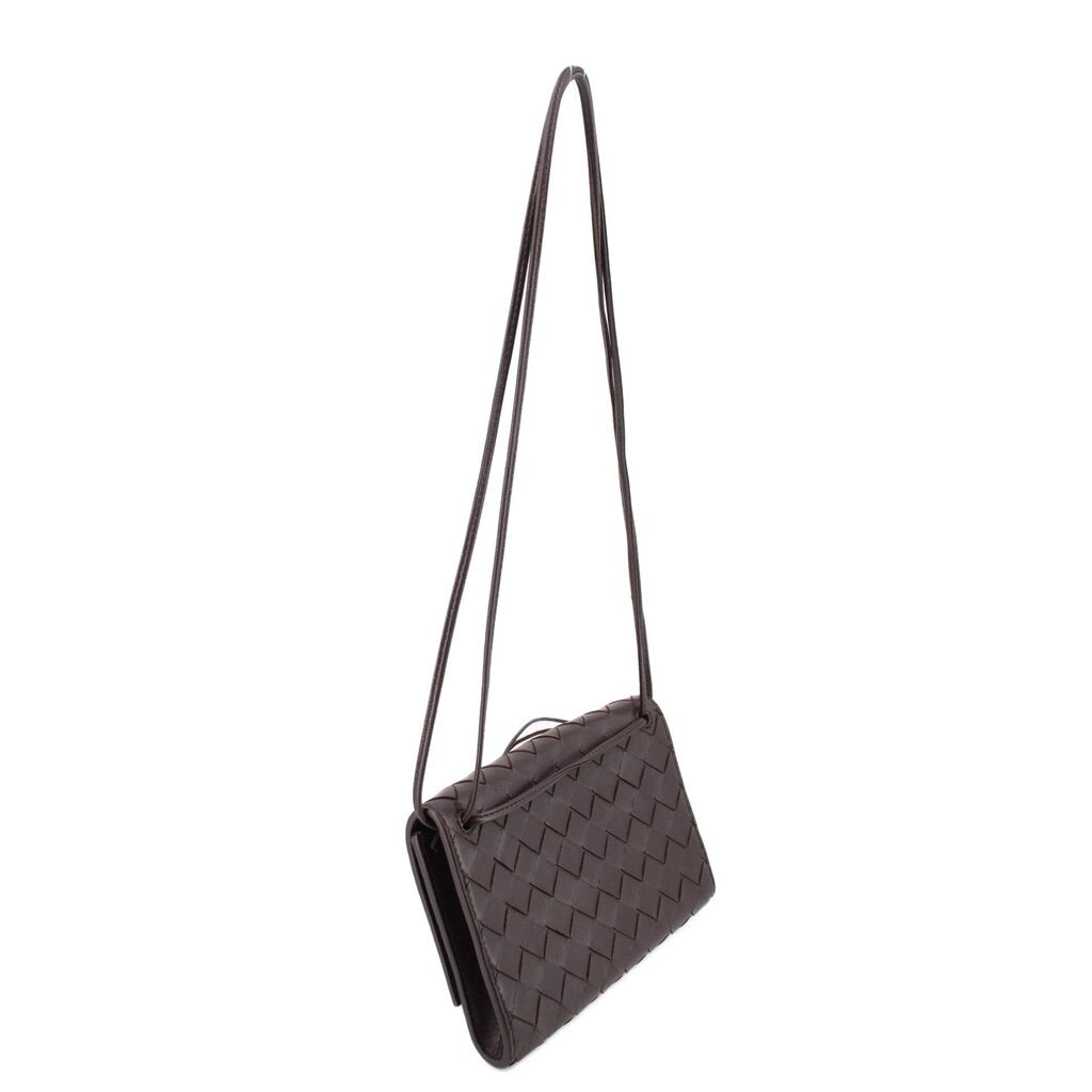 BOTTEGA VENETA ANDIAMO POUCH CROSSBODYS CHOCOLATE